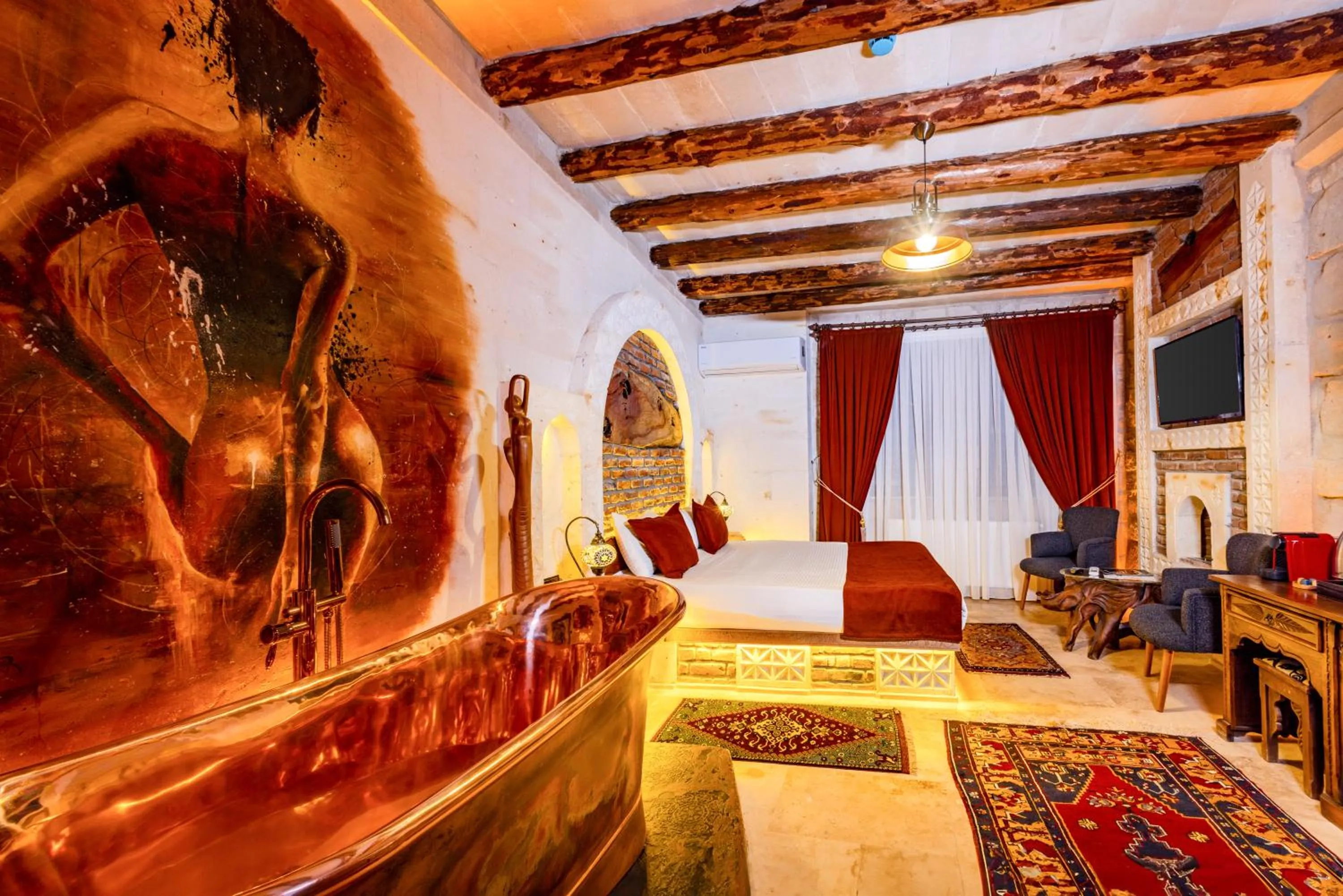 Communal lounge/ TV room in Historical Goreme House