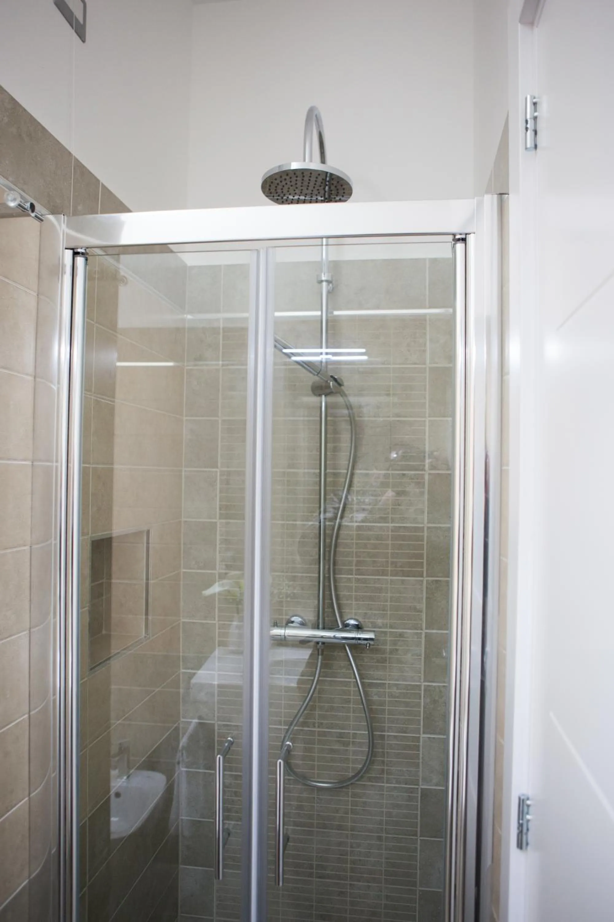 Shower in B&B ARFE'