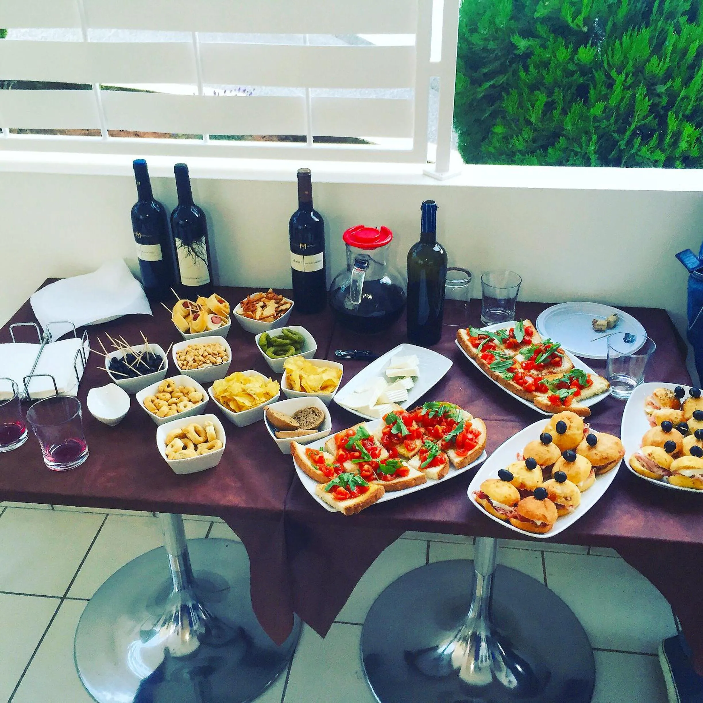 Food and drinks in B&B ARFE'