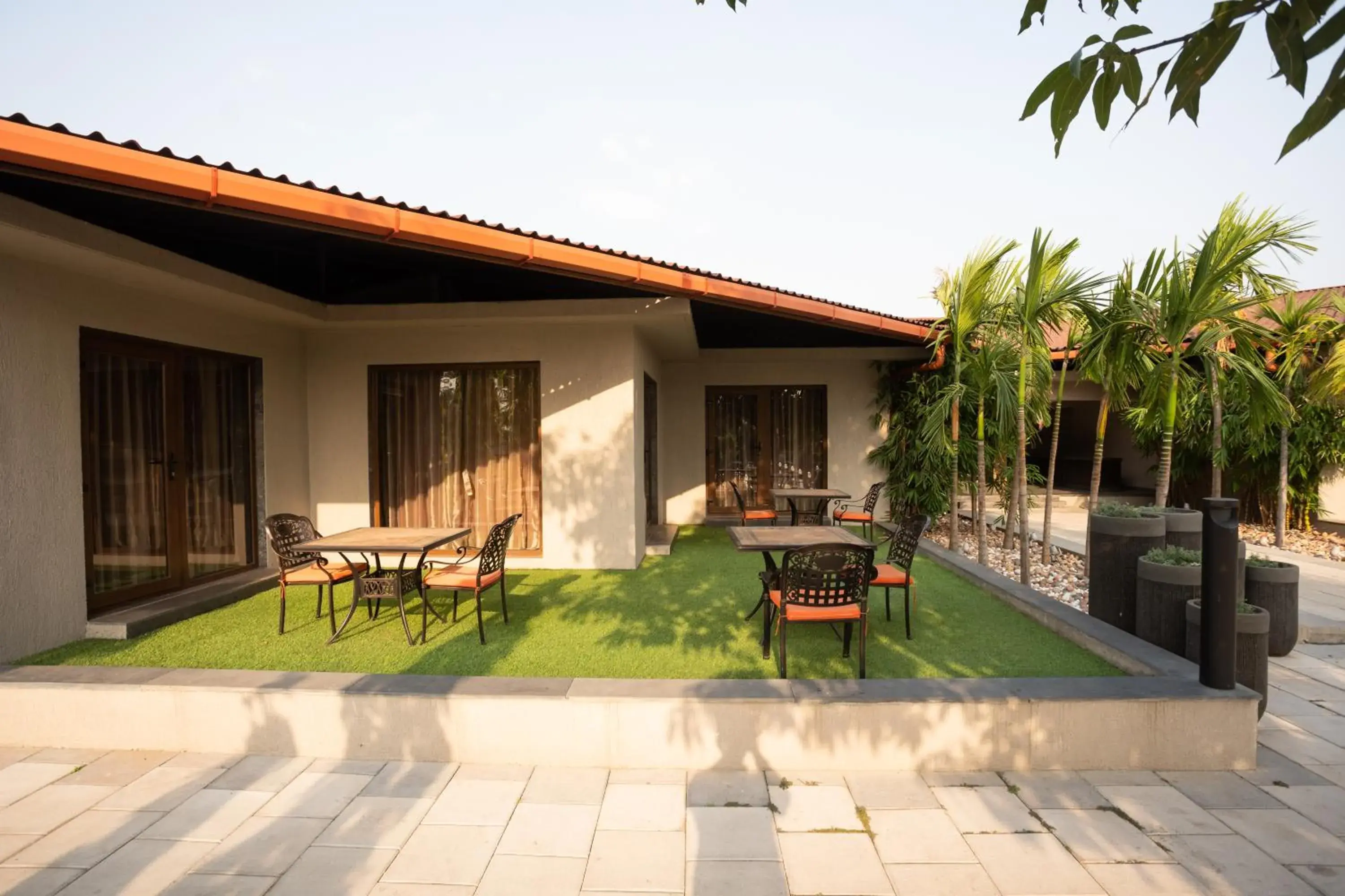 Deluxe Room in Treat Resort Silvassa Deluxe Room in Treat Resort Silvassa