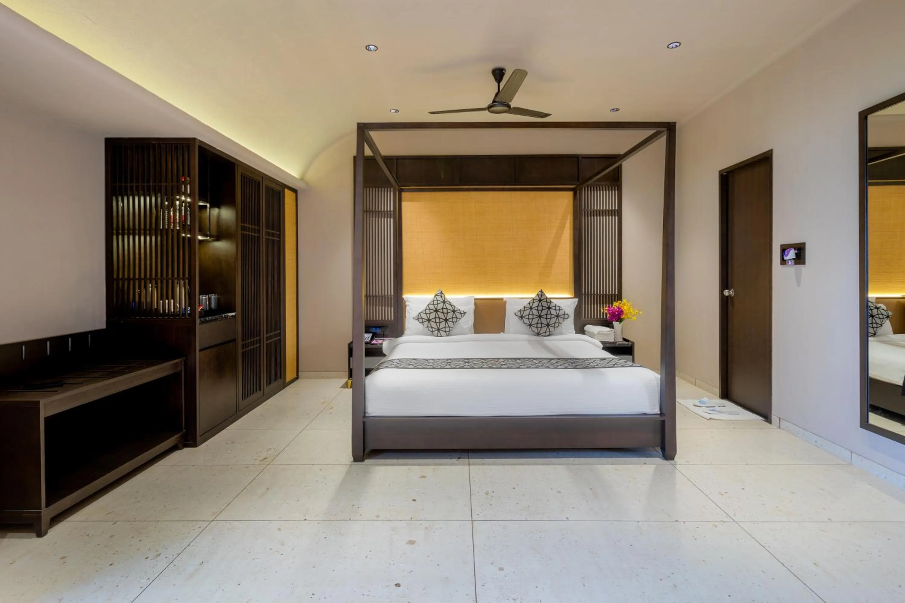 Bed in Treat Resort Silvassa