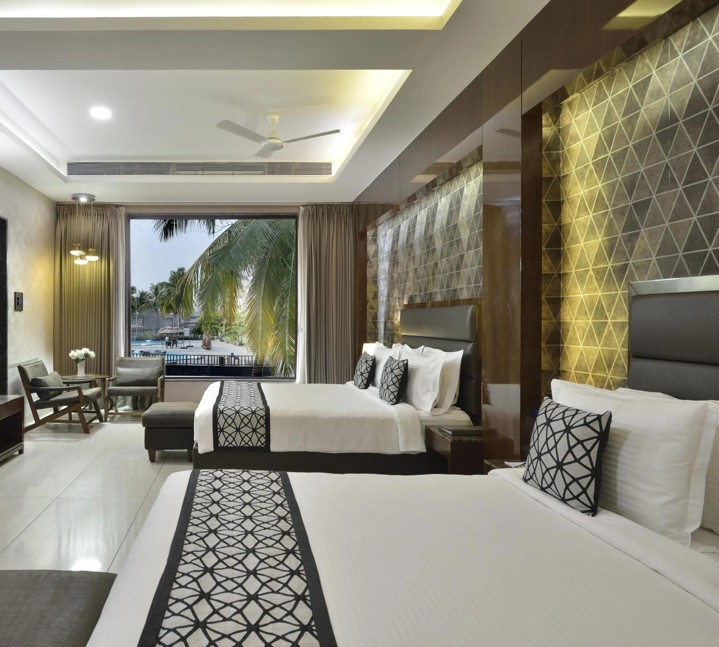 Photo of the whole room, Bed in Treat Resort Silvassa