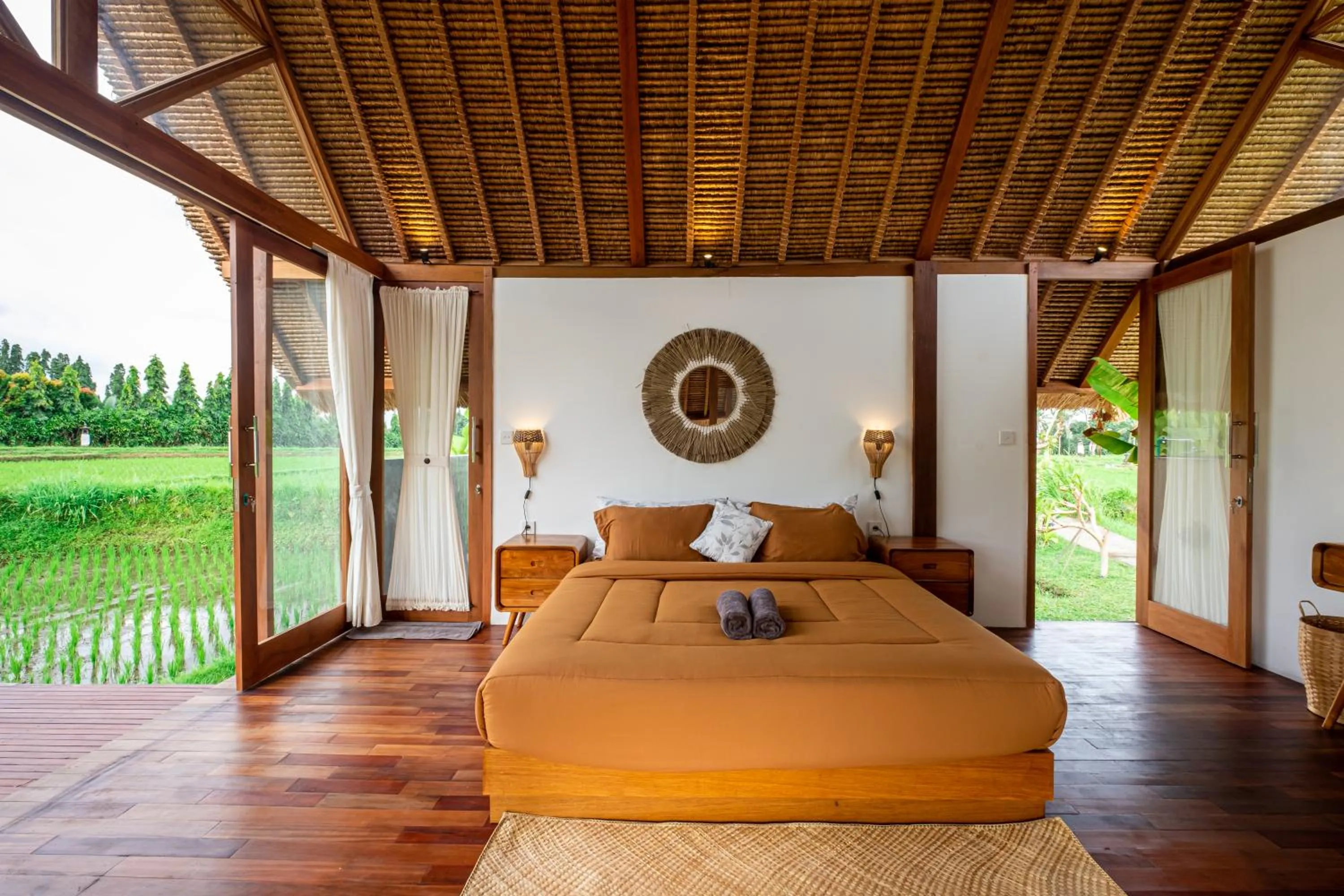 Patio, Bed in Pondok Mawas