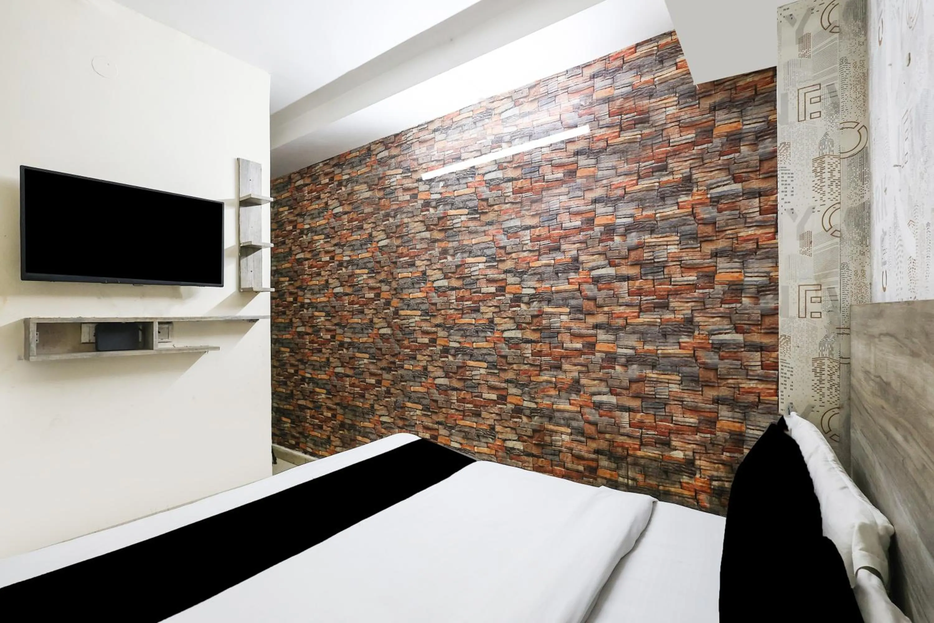 Bedroom in Hotel O Royal Green