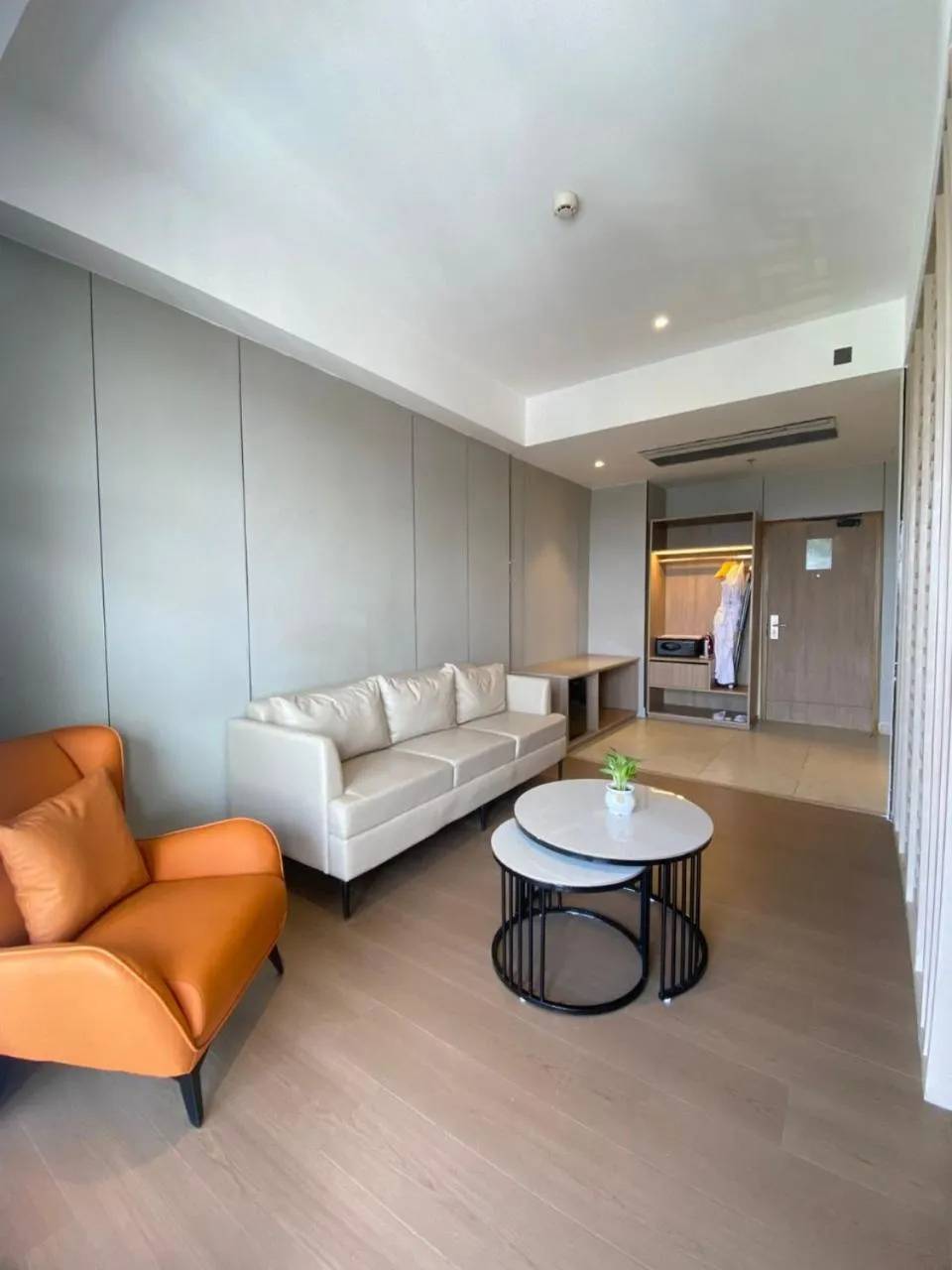 Living room in Orchid Hotel Chandigarh,Zirakpur