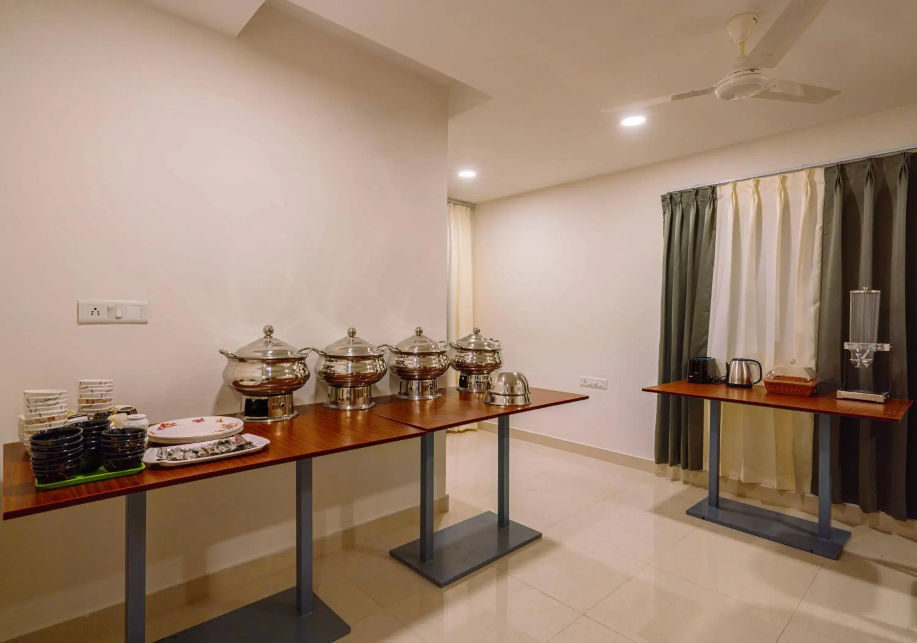 Breakfast in Treebo The Living Tree Khairatabad Breakfast in Treebo The Living Tree Khairatabad