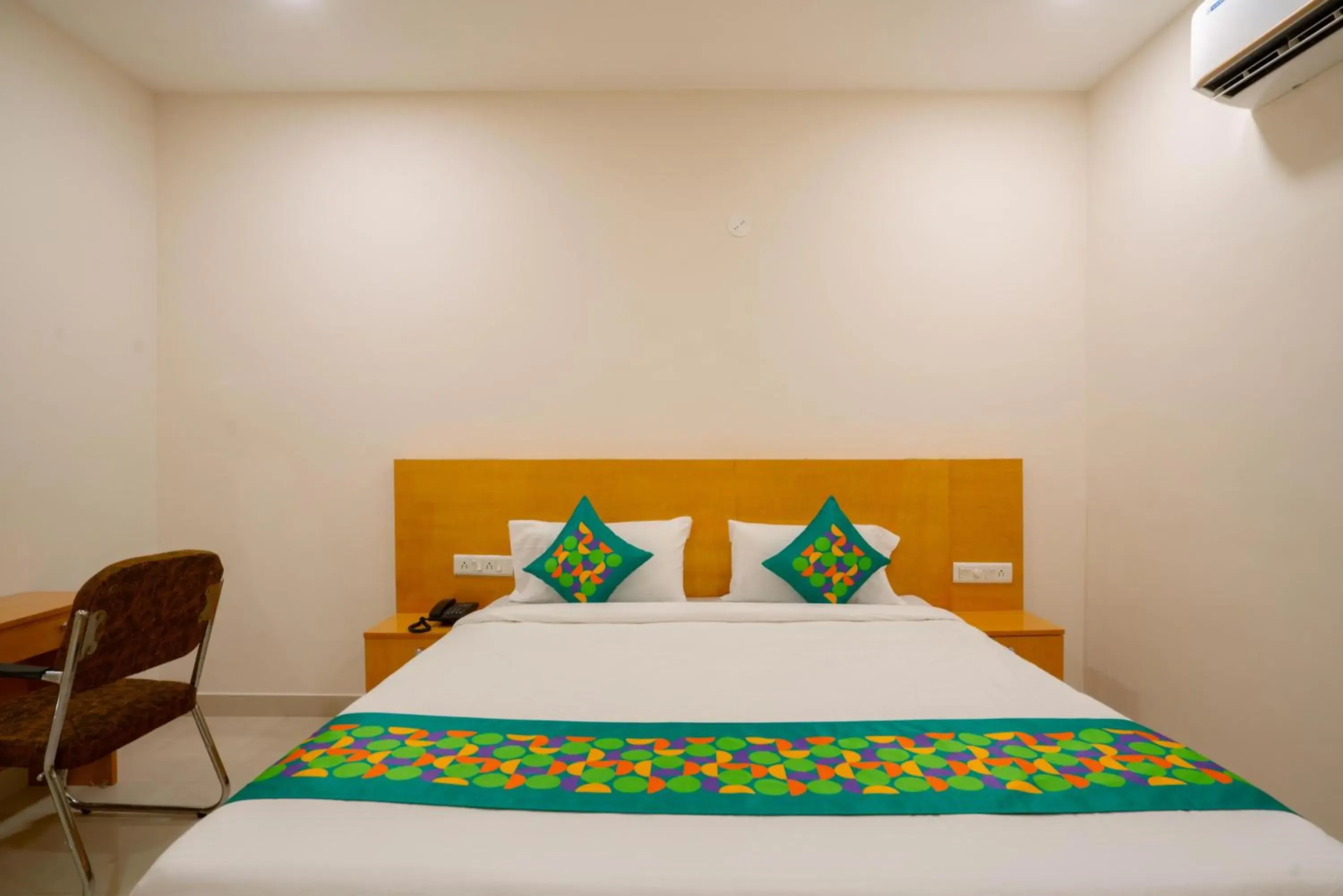 Bedroom, Bed in Treebo The Living Tree Khairatabad Bedroom, Bed in Treebo The Living Tree Khairatabad