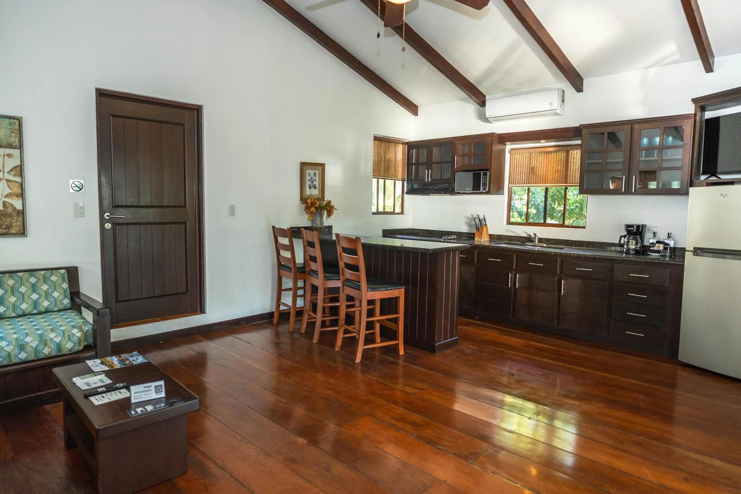 Boca Olas Resort Villas