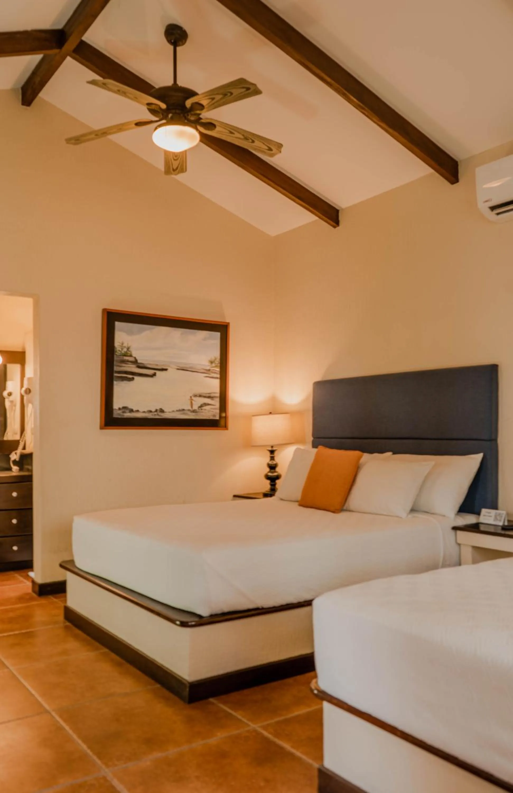 Bed in Boca Olas Resort Villas