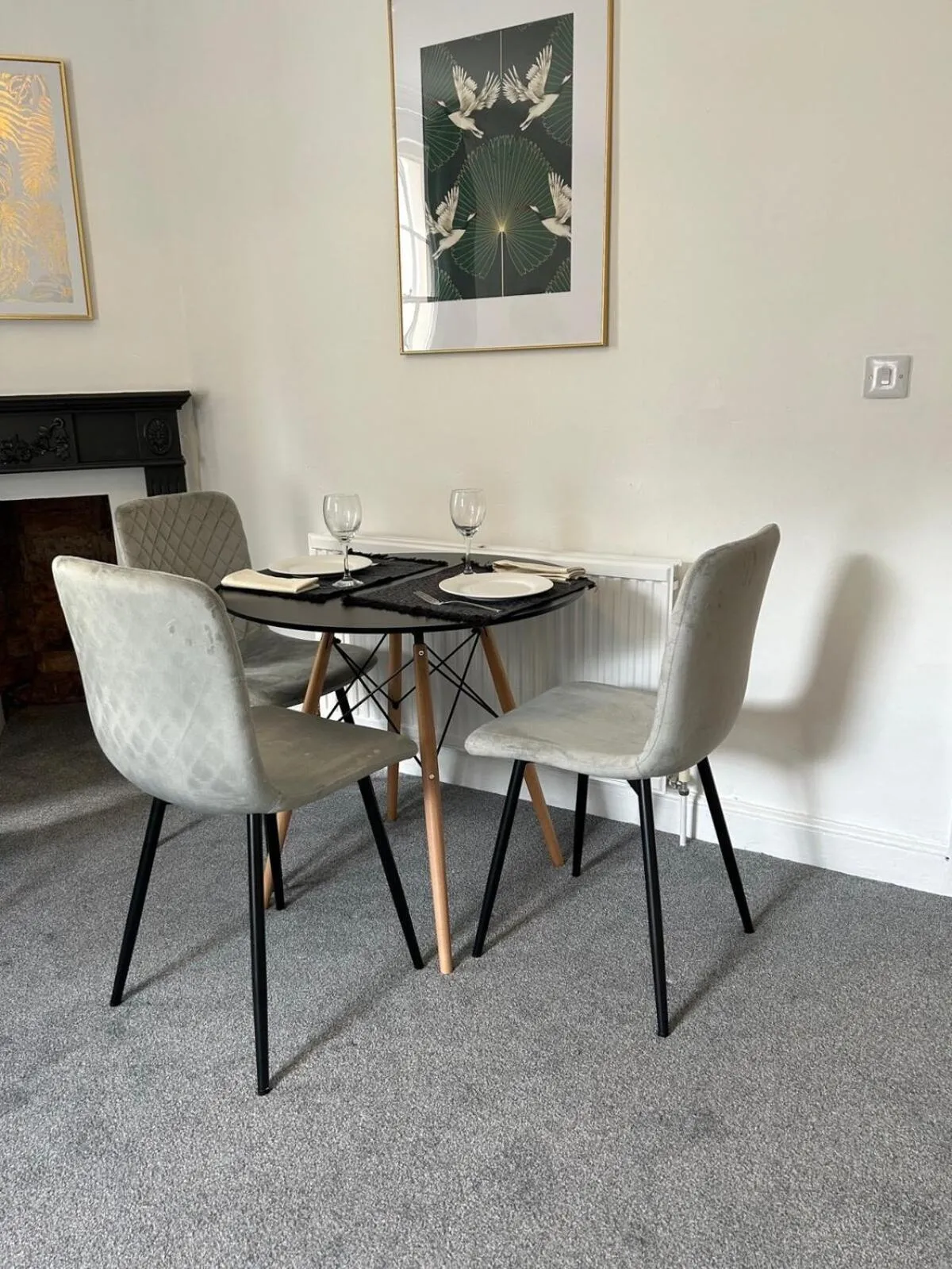 Stunning 2 Bedroom Apartment in Cheltenham!