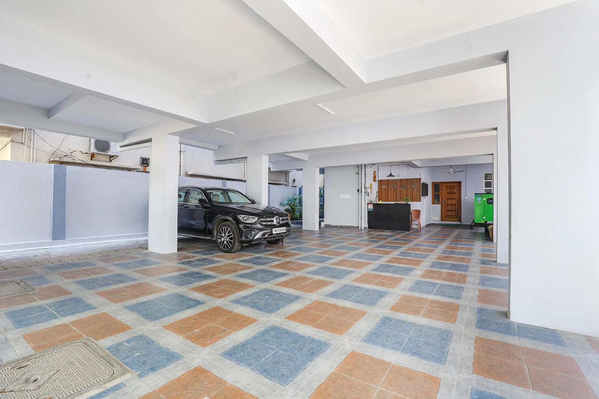 Parking in FabHotel Hathvik Park