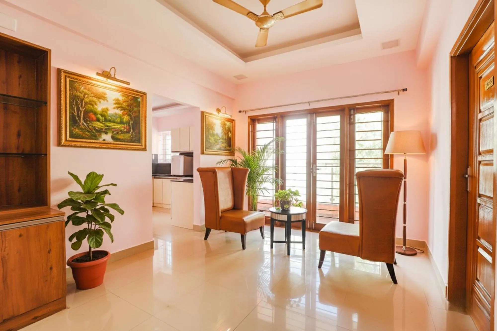 Kitchen or kitchenette in FabHotel Hathvik Park