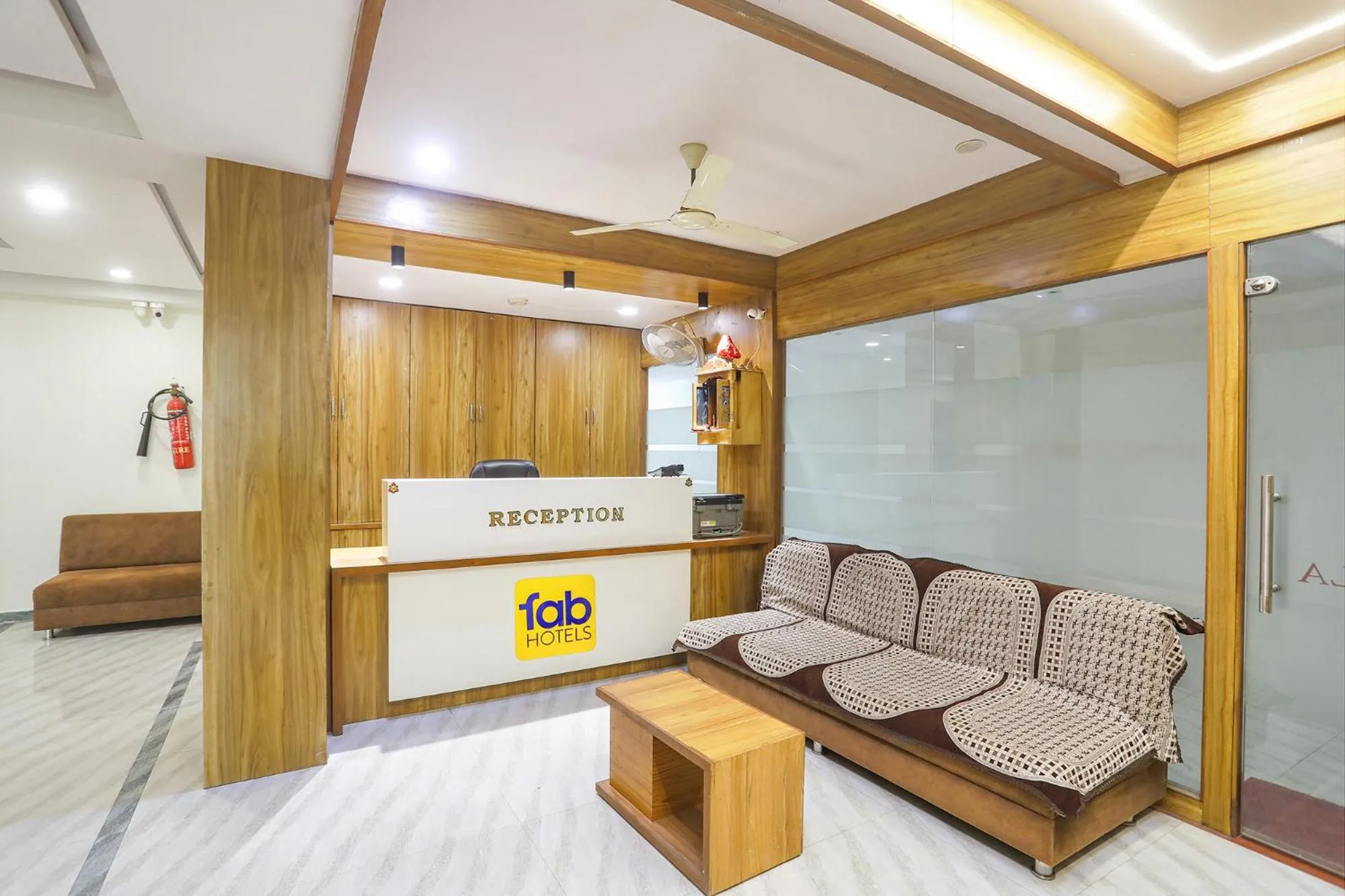 FabHotel Raj Villa - Nr SG Highway