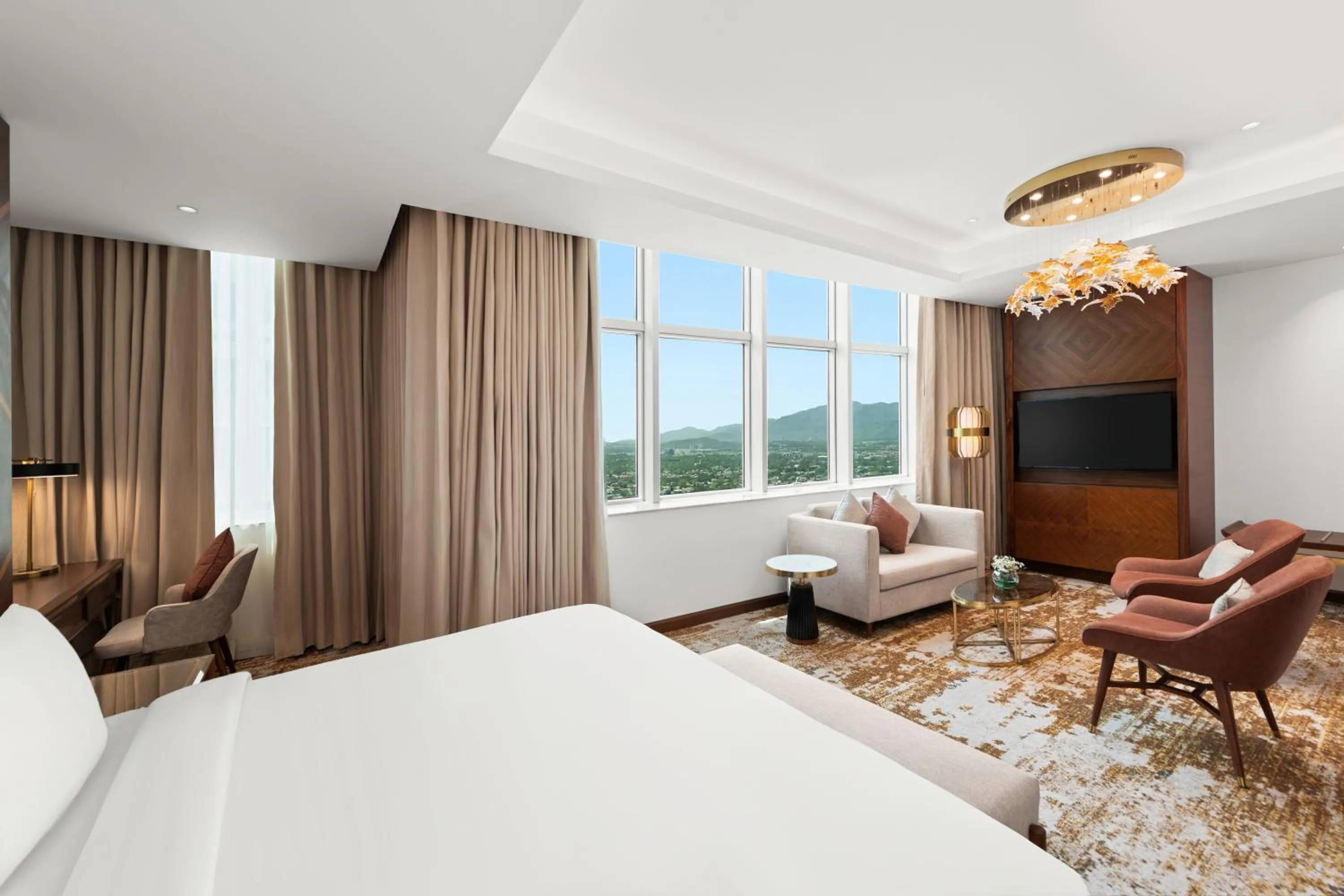 Bed in Movenpick Hotel Centaurus Islamabad