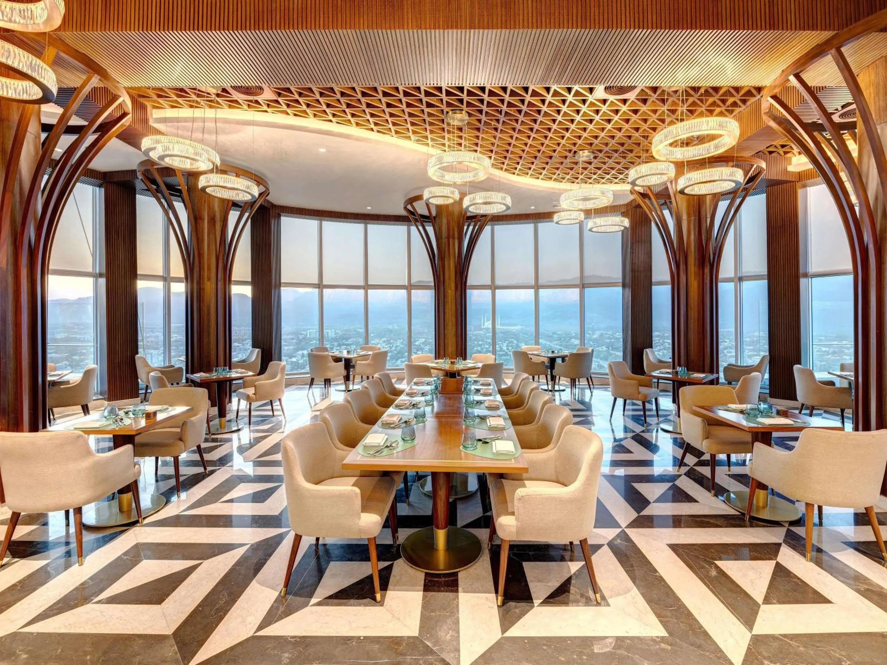 Restaurant/places to eat in Movenpick Hotel Centaurus Islamabad