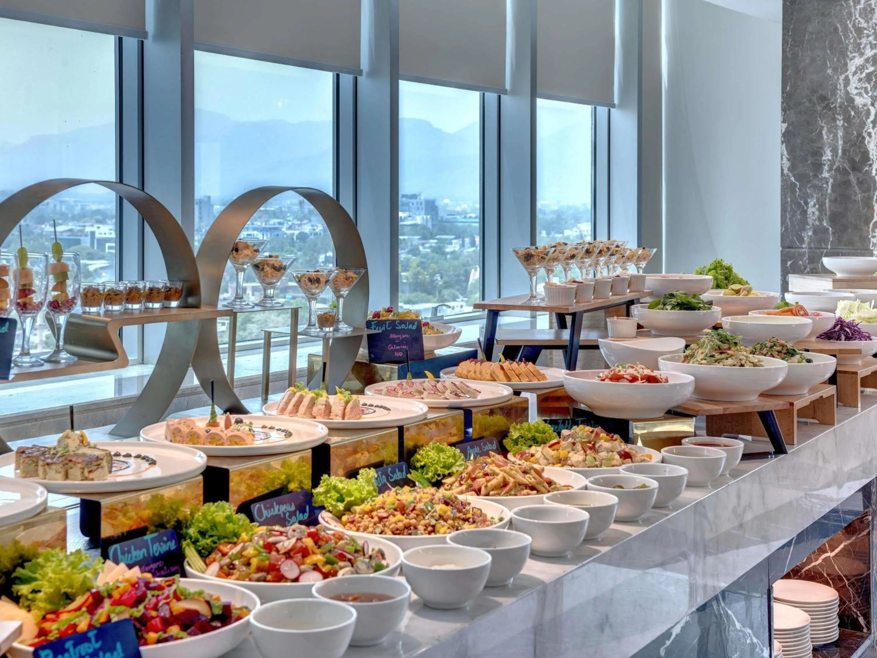 Restaurant/places to eat in Movenpick Hotel Centaurus Islamabad