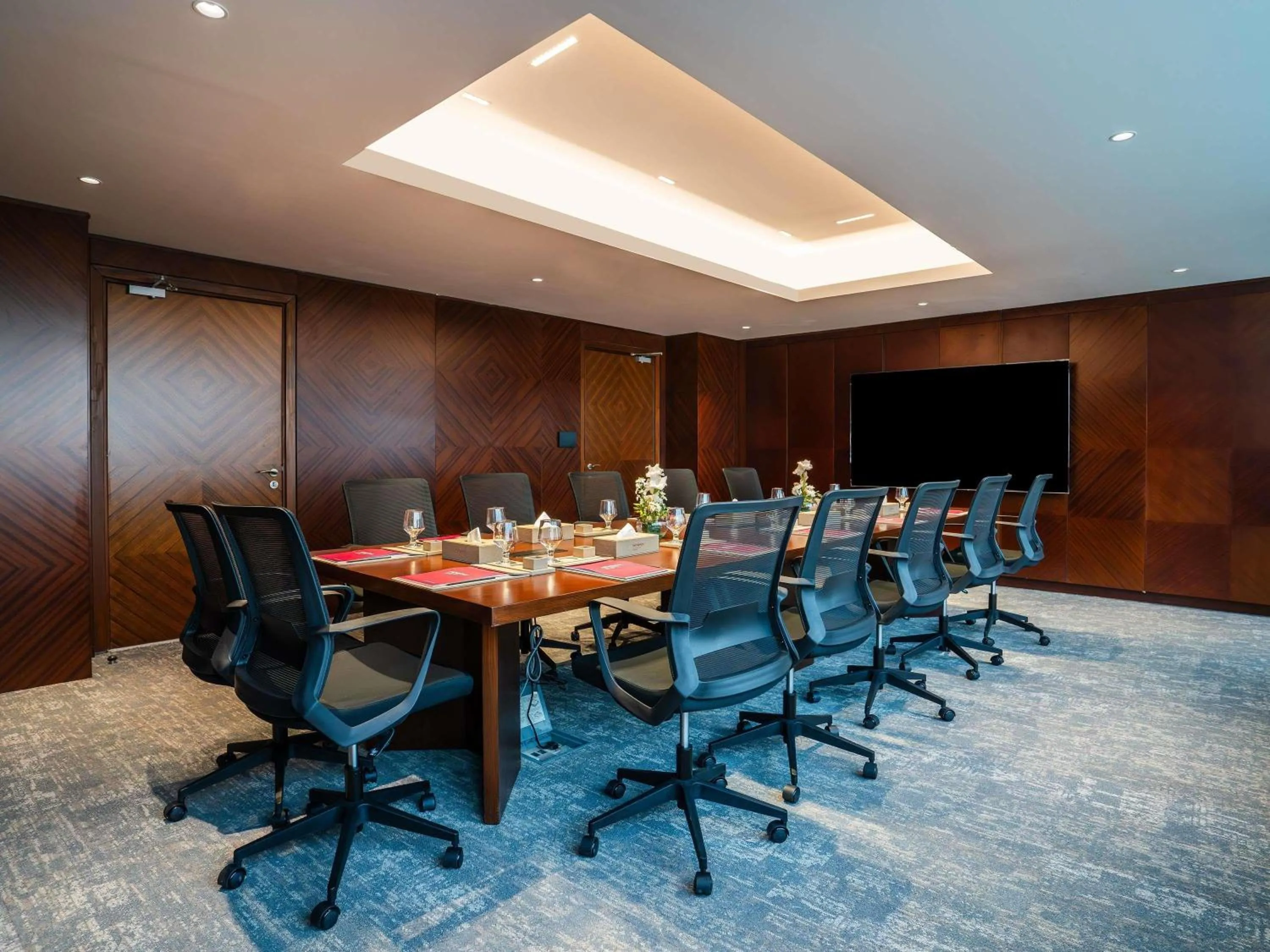 Meeting/conference room in Movenpick Hotel Centaurus Islamabad