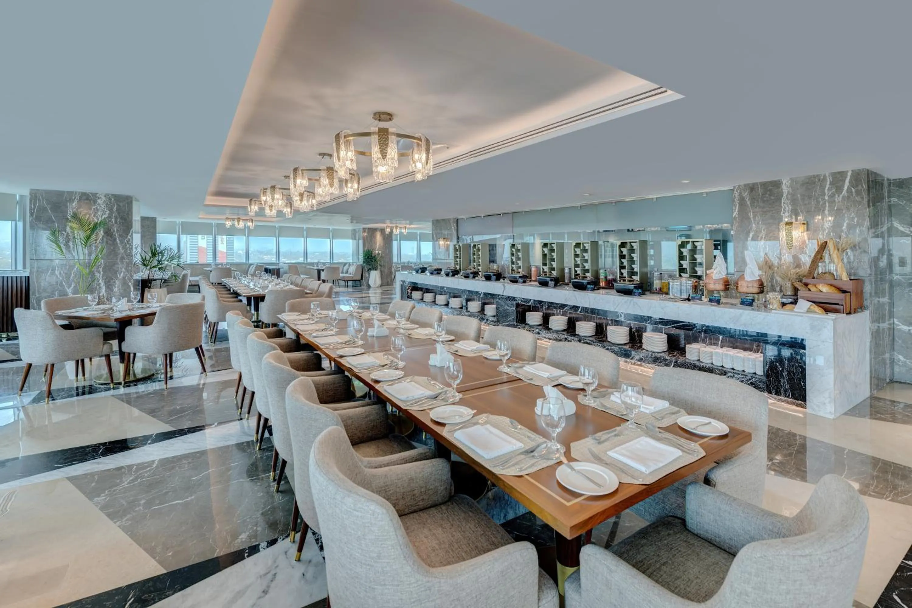 Restaurant/places to eat in Movenpick Hotel Centaurus Islamabad