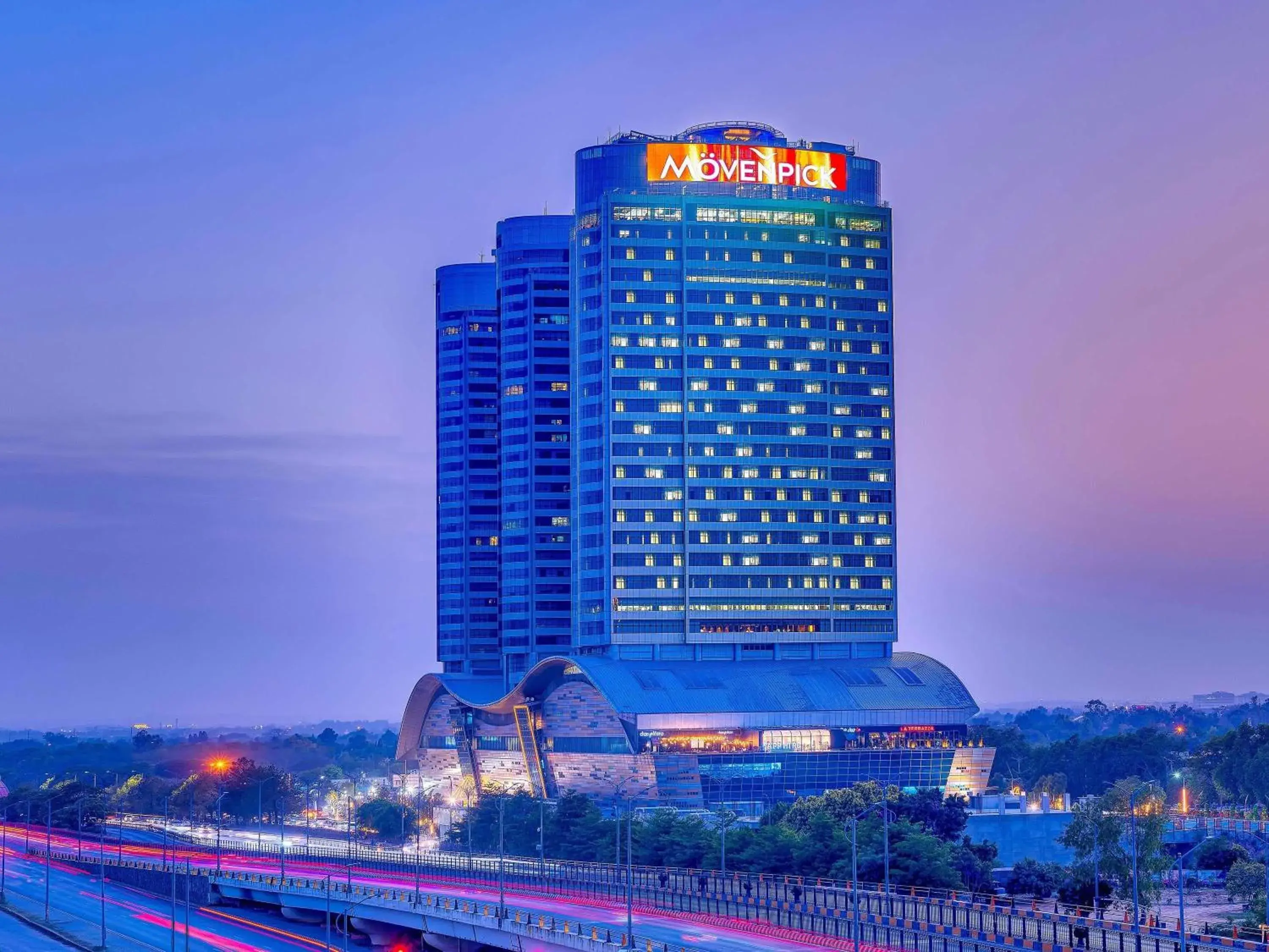 Property building in Movenpick Hotel Centaurus Islamabad Property building in Movenpick Hotel Centaurus Islamabad