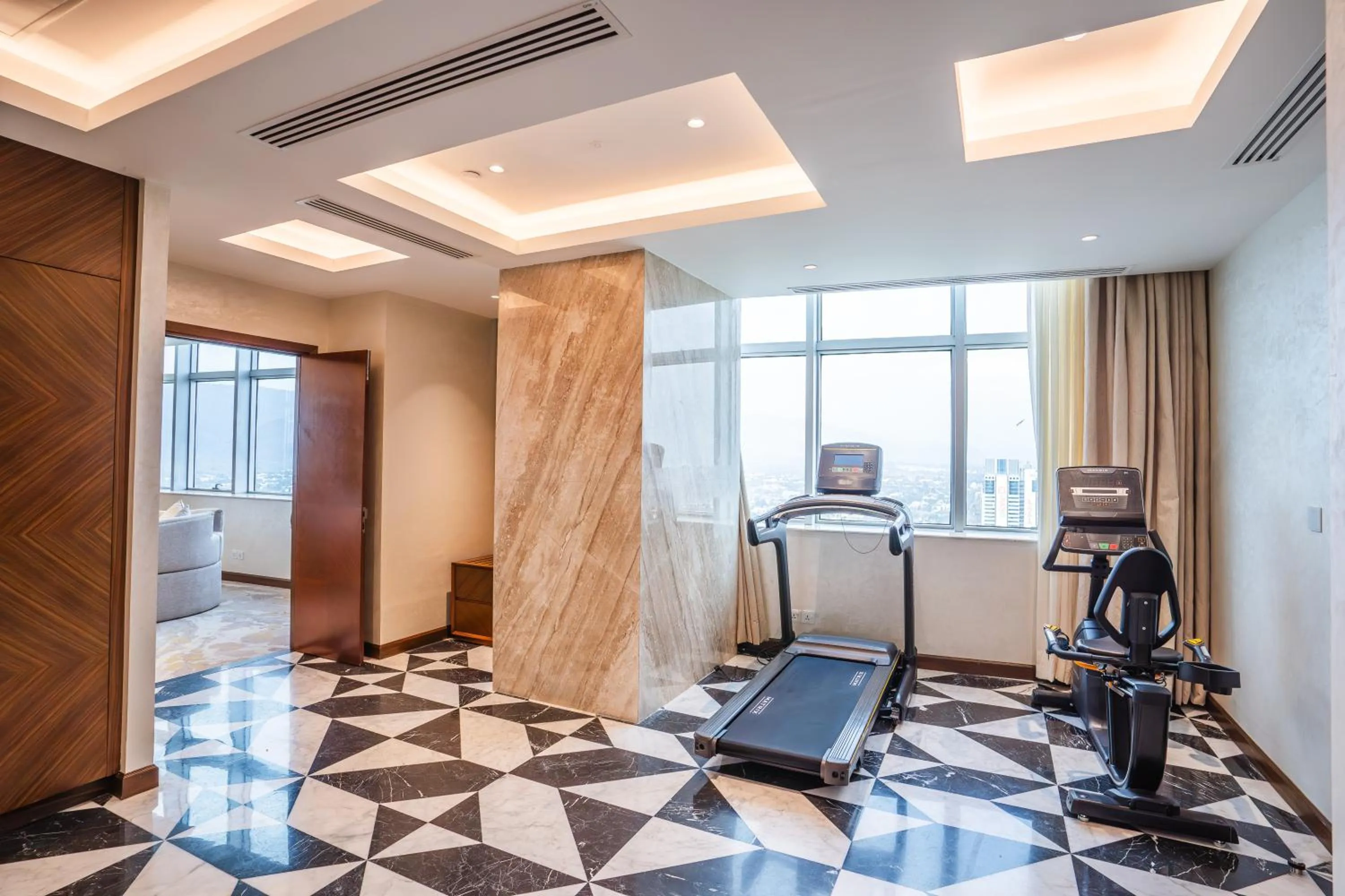 Fitness centre/facilities in Movenpick Hotel Centaurus Islamabad