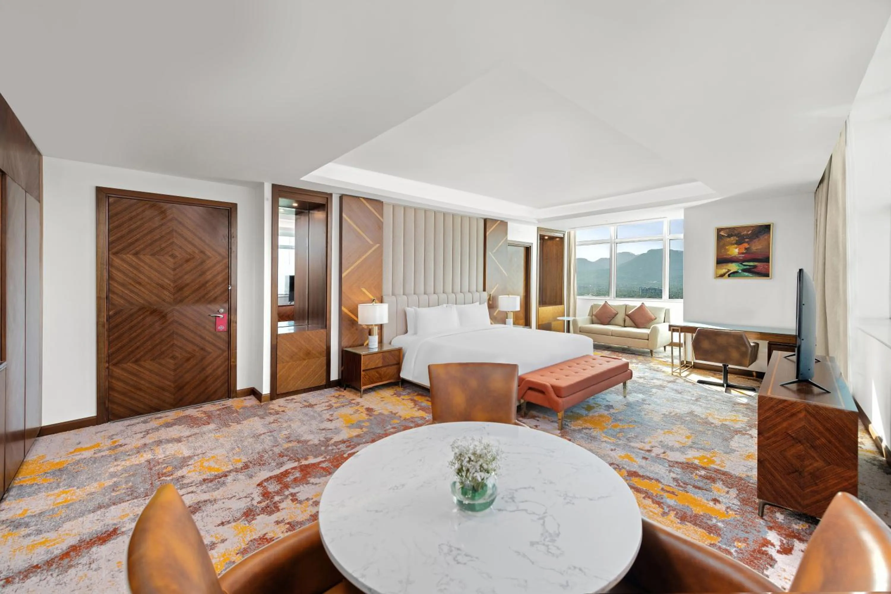 View (from property/room), Bed in Movenpick Hotel Centaurus Islamabad