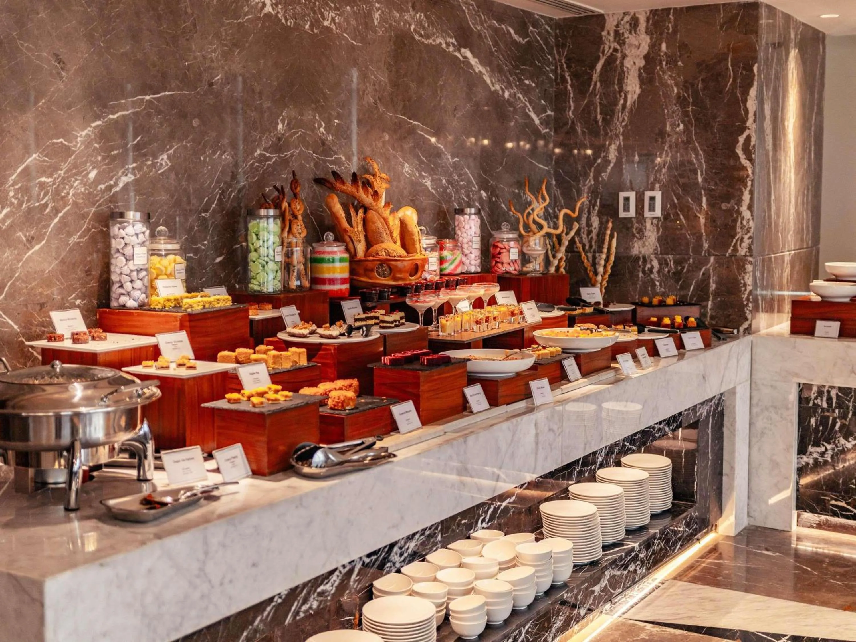 Restaurant/places to eat in Movenpick Hotel Centaurus Islamabad