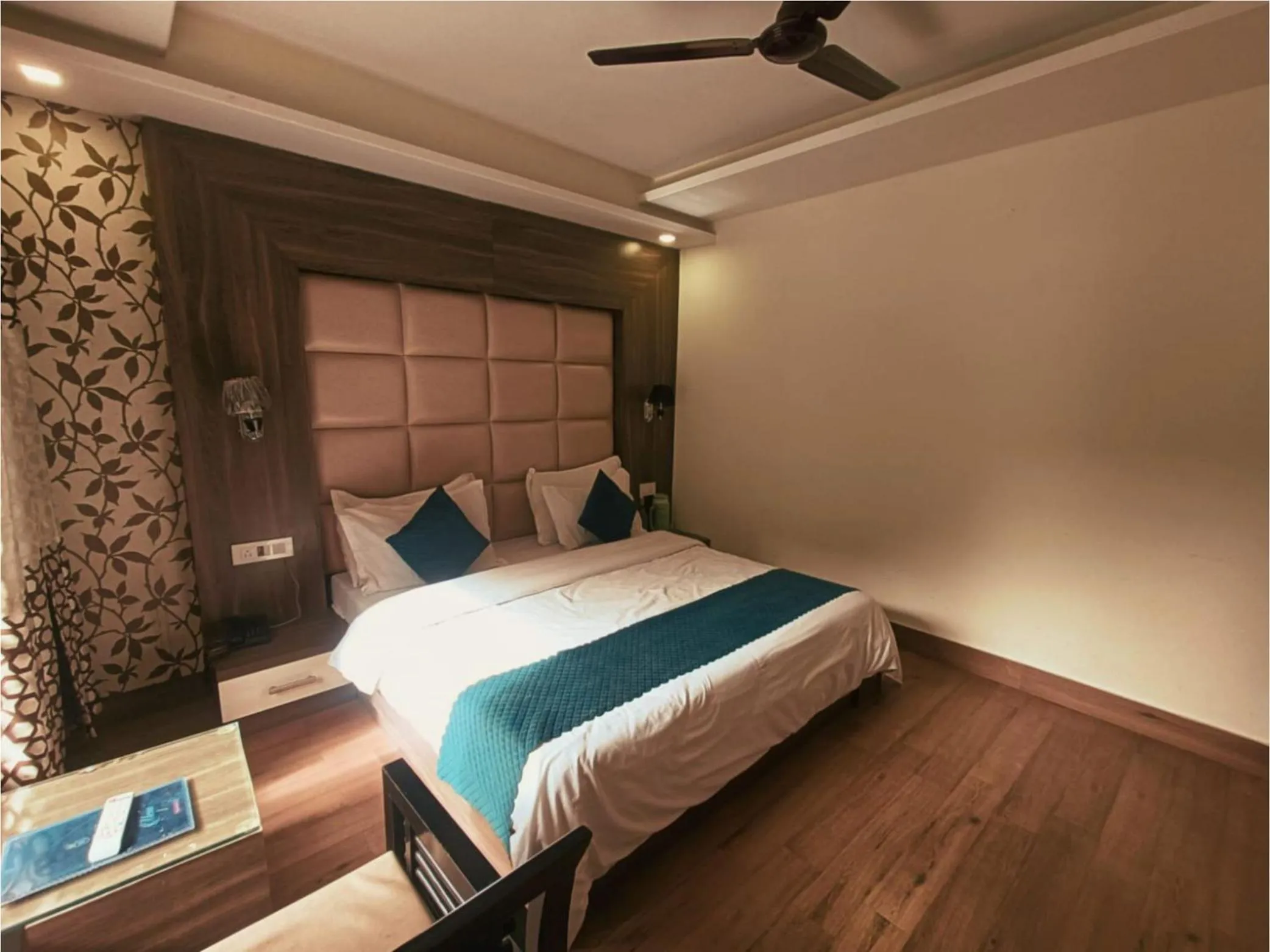 Bed in Hotel Wild Rose - Dalhousie