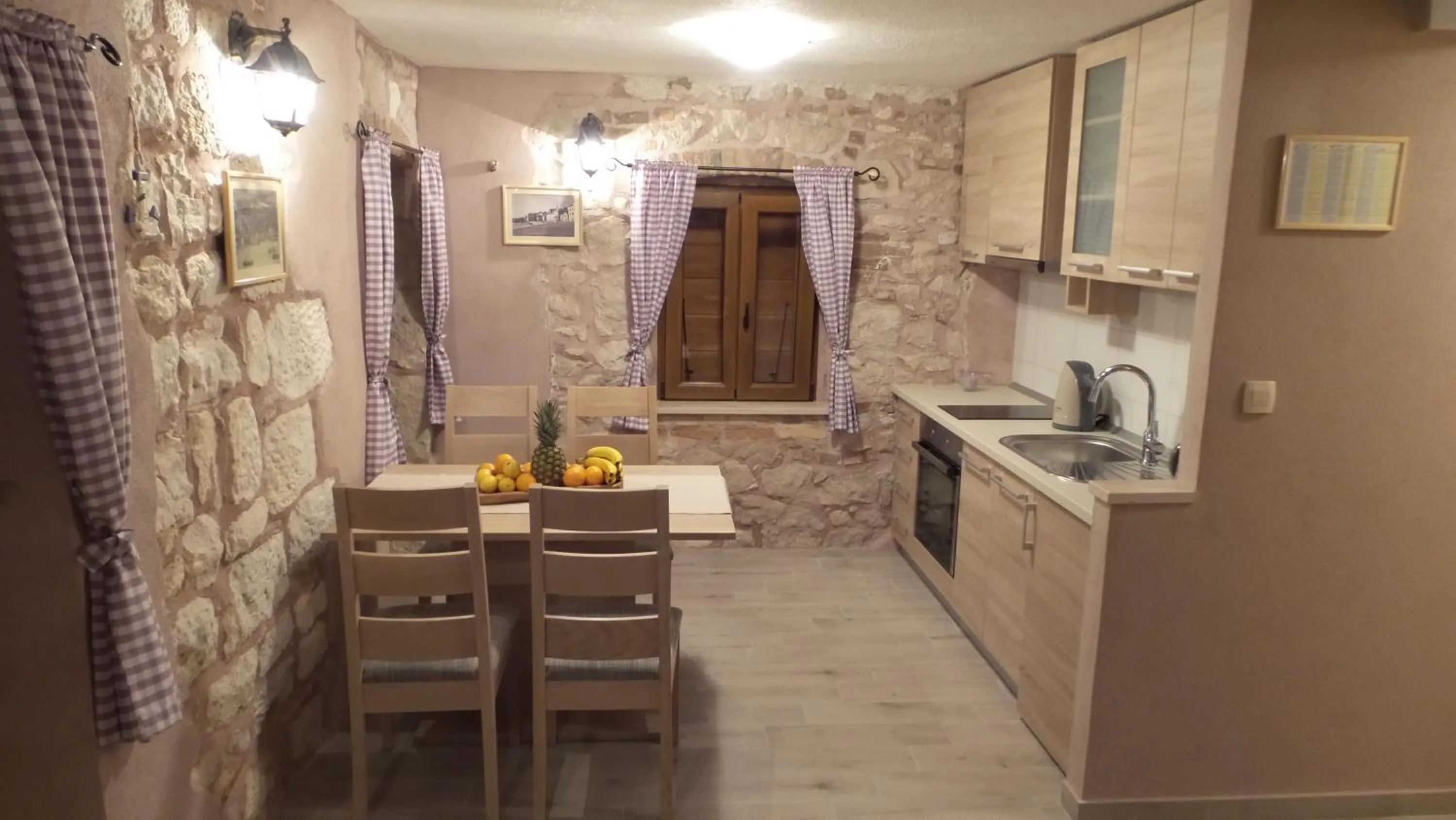 Night in Apartments Dvor