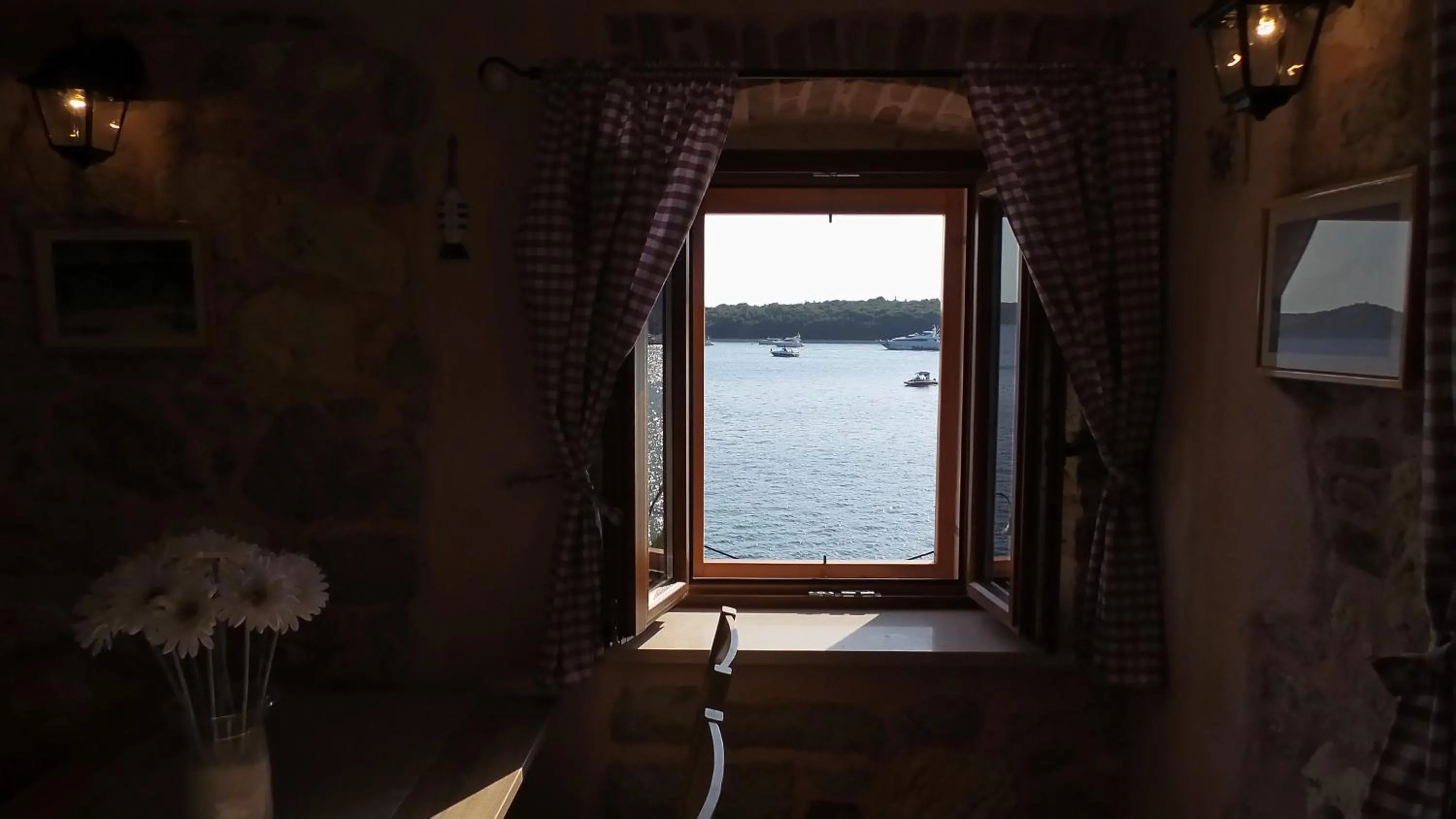 Sea view in Apartments Dvor