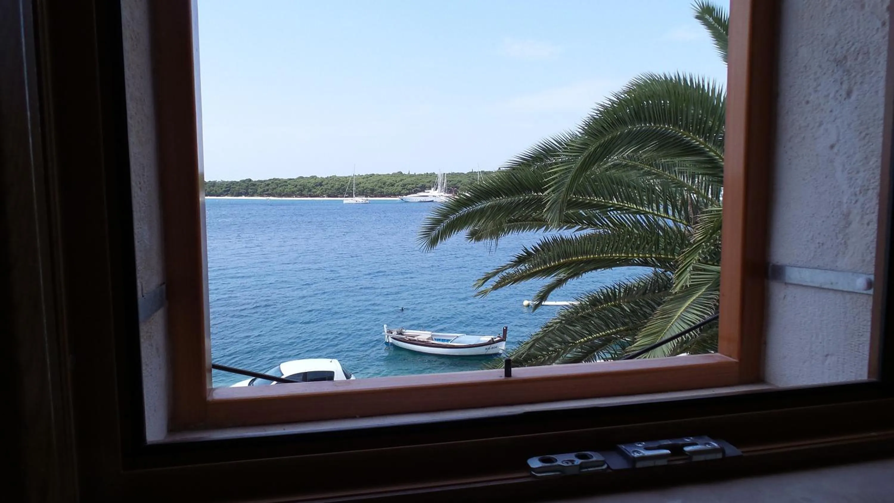 Sea view in Apartments Dvor