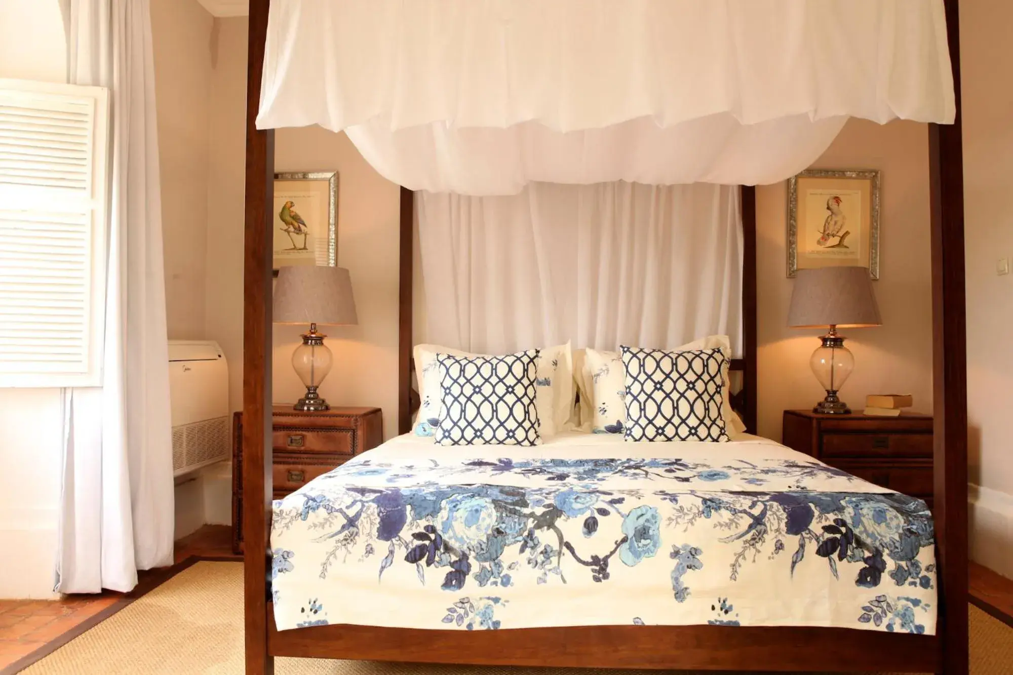 Deluxe Suite with Sea View - single occupancy in Belo Monte Hotel and Museum Deluxe Suite with Sea View - single occupancy in Belo Monte Hotel and Museum