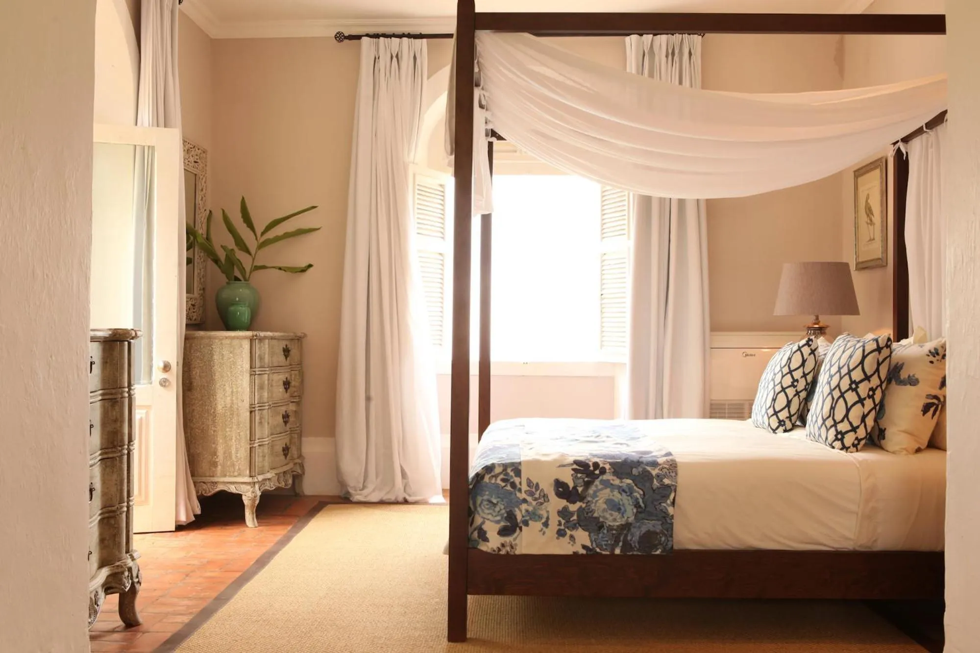 Bedroom in Belo Monte Hotel and Museum