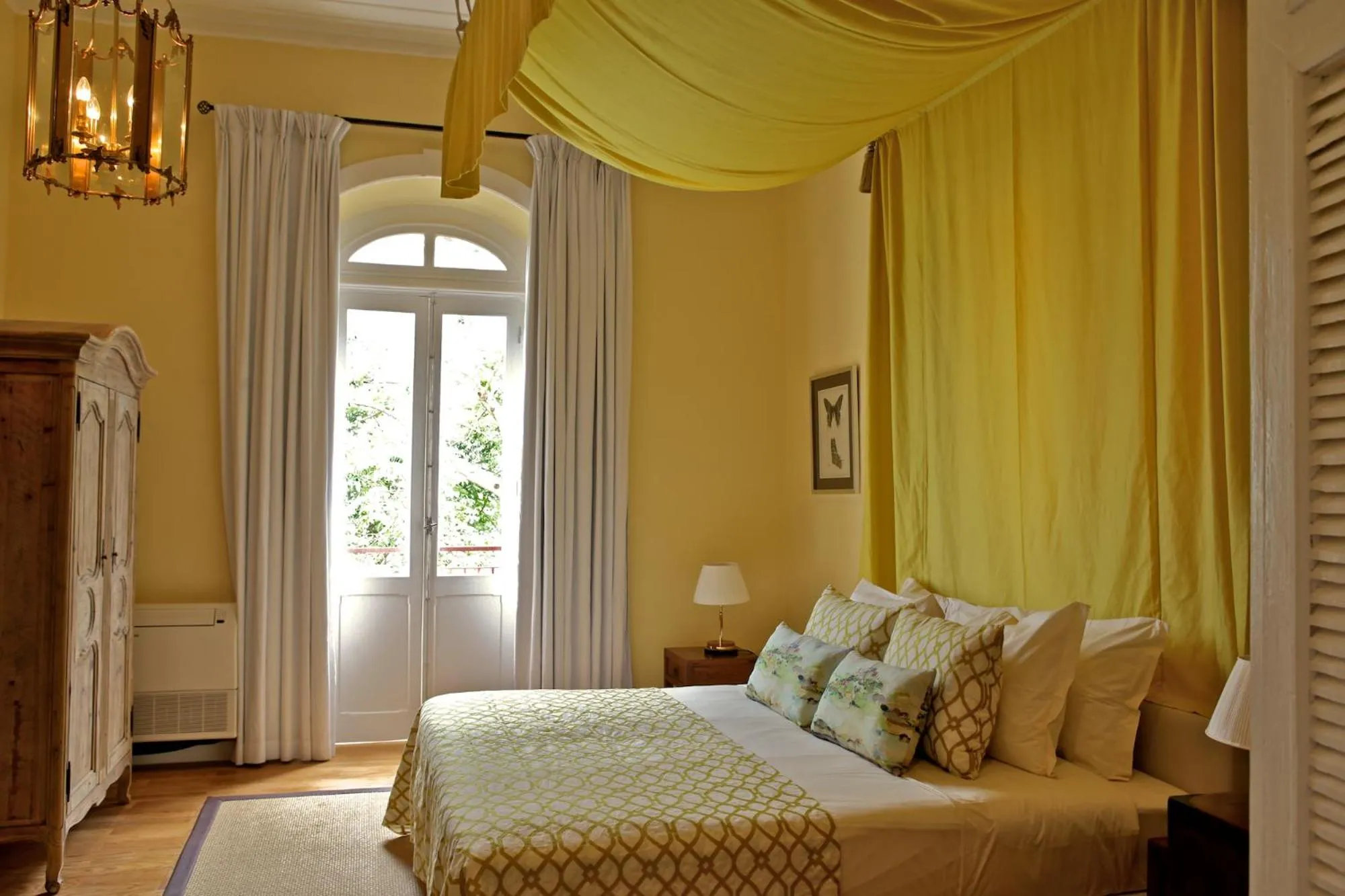 Bed in Belo Monte Hotel and Museum