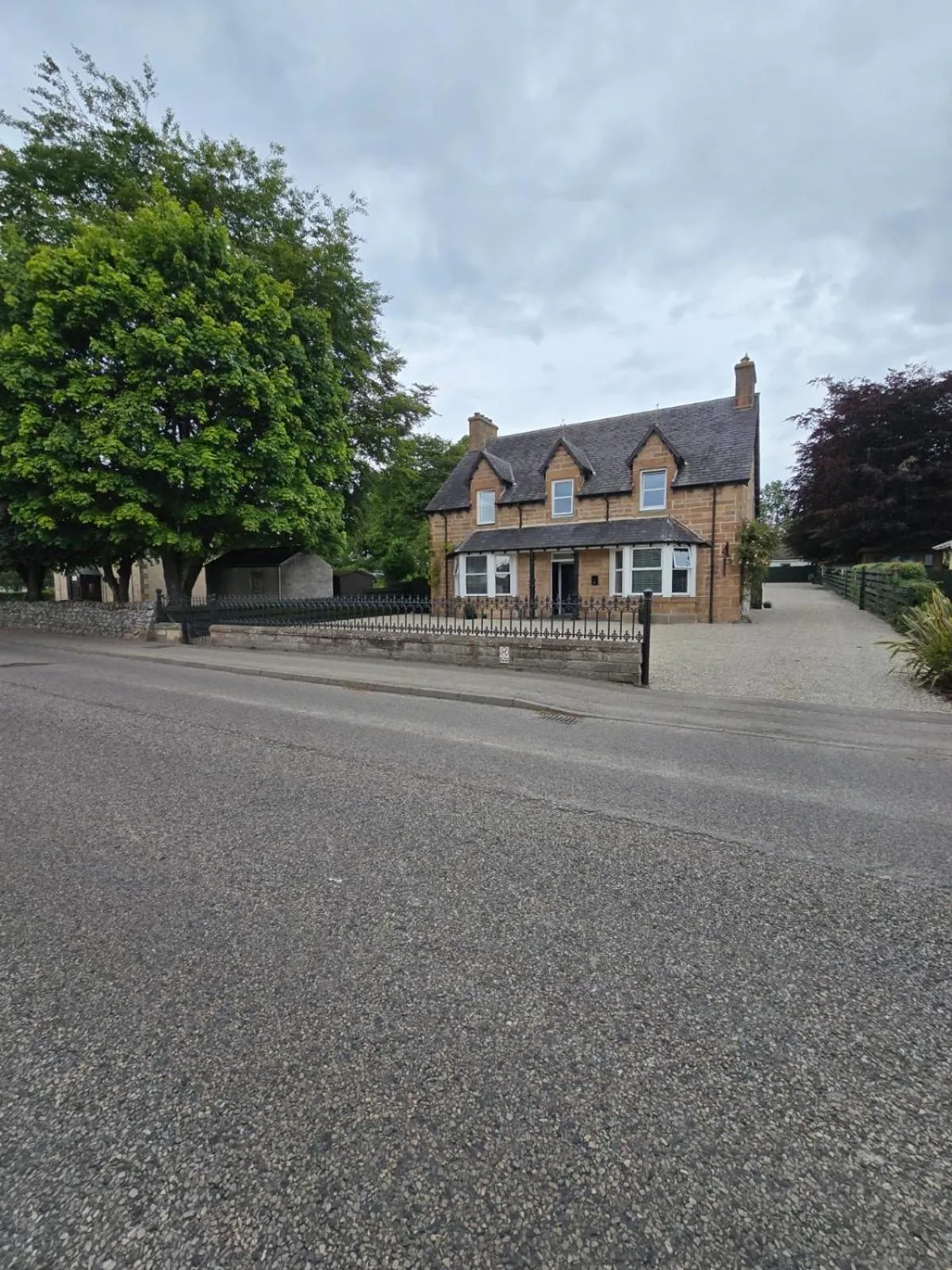 Tullochard Guest House