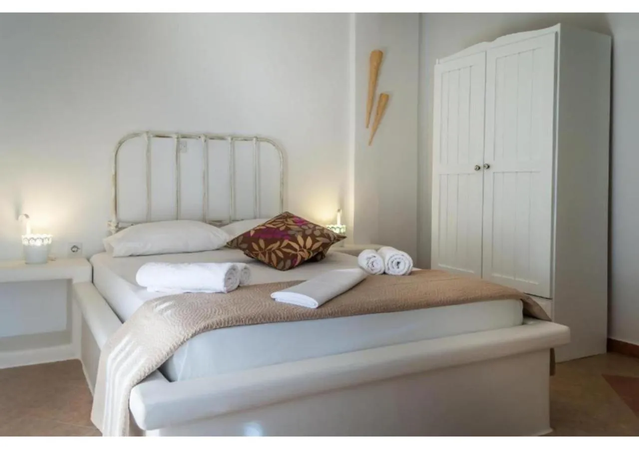 Oceanis Rooms