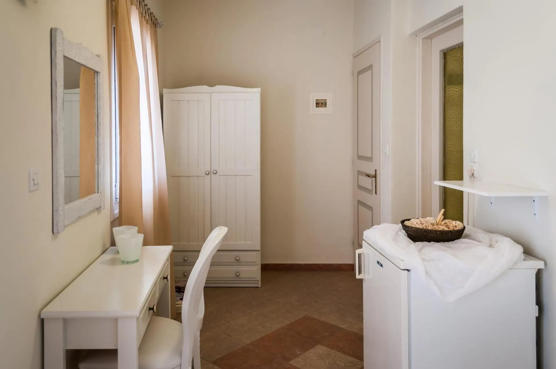 Oceanis Rooms