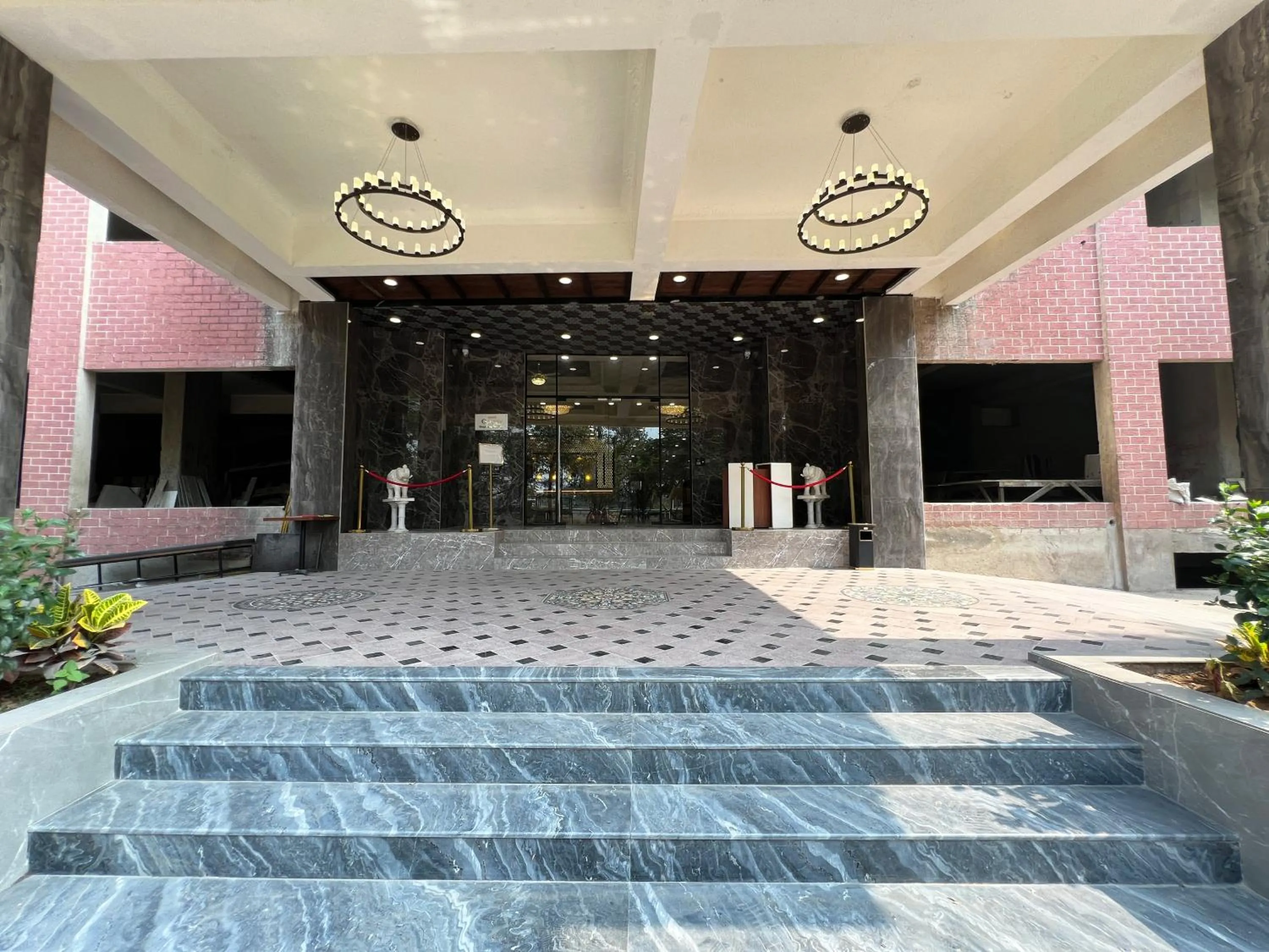 Outstay Executive Apartments