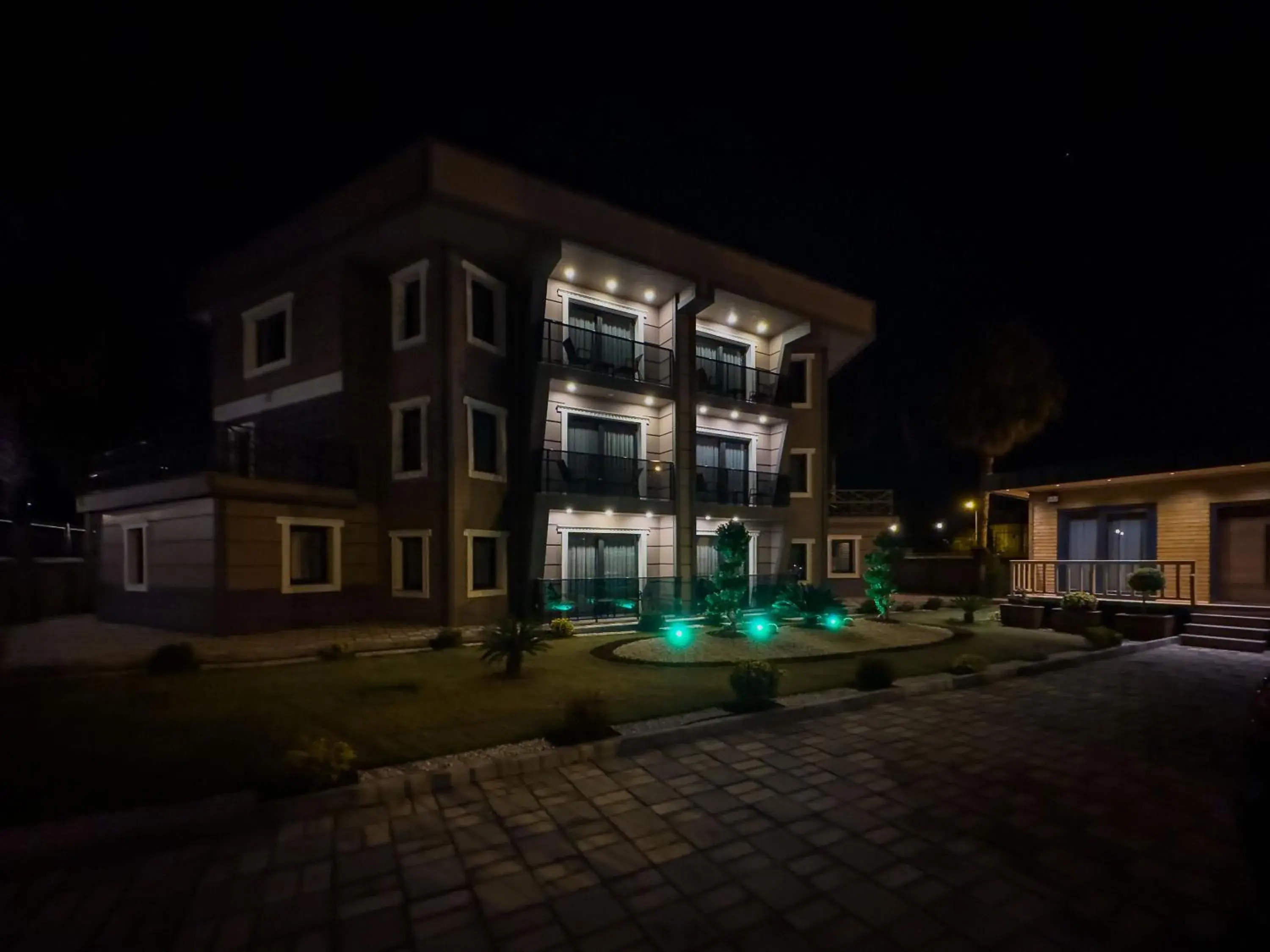 Property building in Belek 07 Luxury Suites Only For Family Property building in Belek 07 Luxury Suites Only For Family