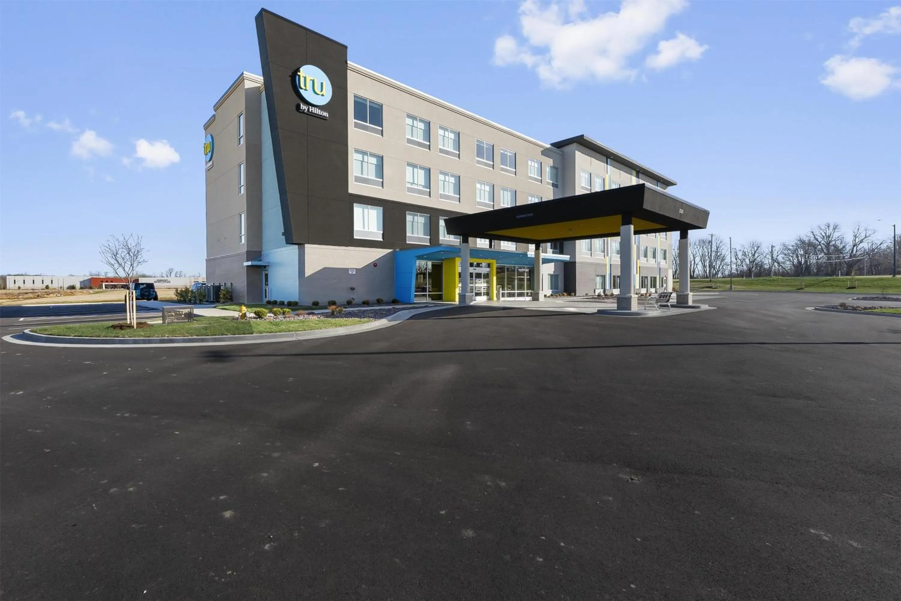 Property building in Tru By Hilton Cape Girardeau