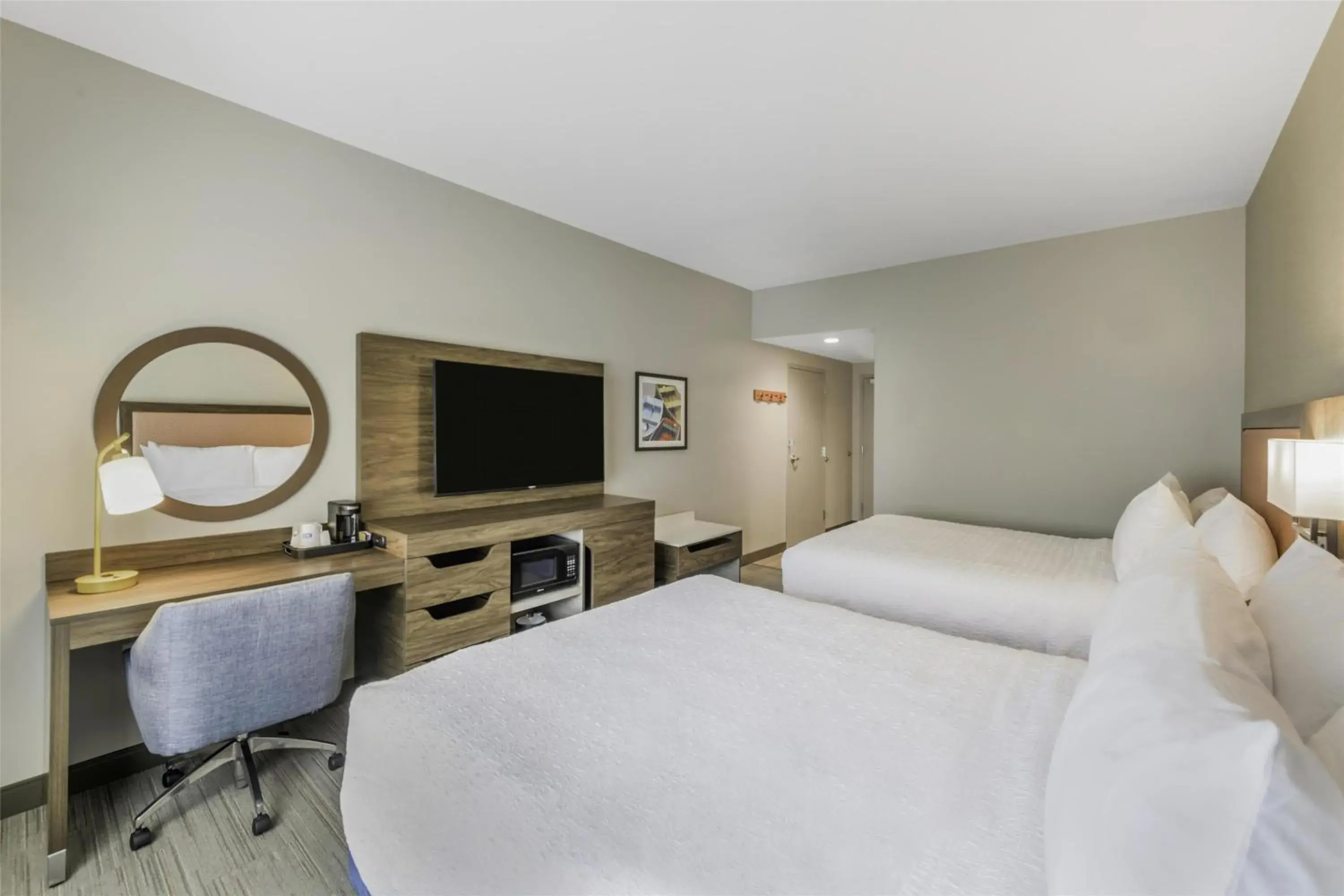 Bedroom, Bed in Hampton Inn & Suites By Hilton Decatur Bedroom, Bed in Hampton Inn & Suites By Hilton Decatur