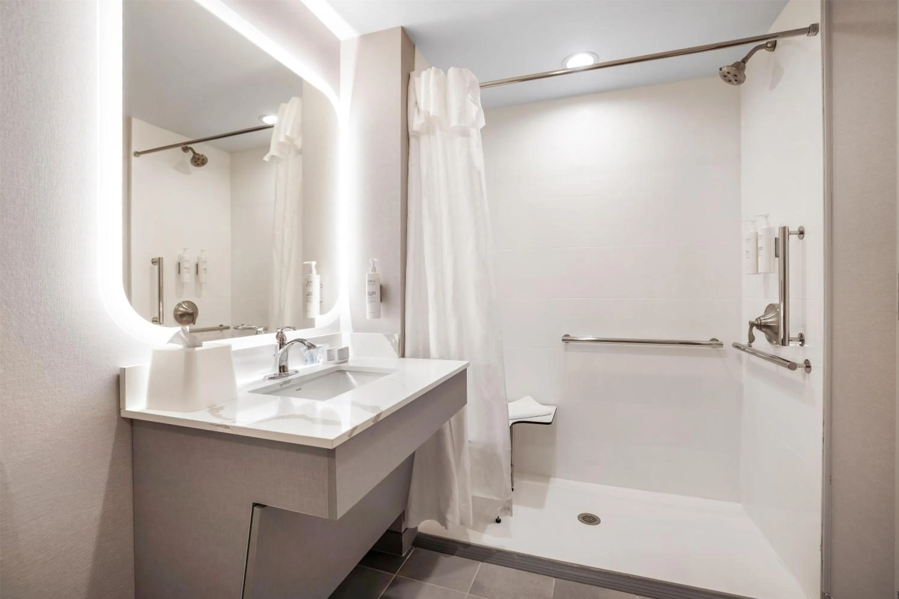 Bathroom in Homewood Suites By Hilton Madison Huntsville