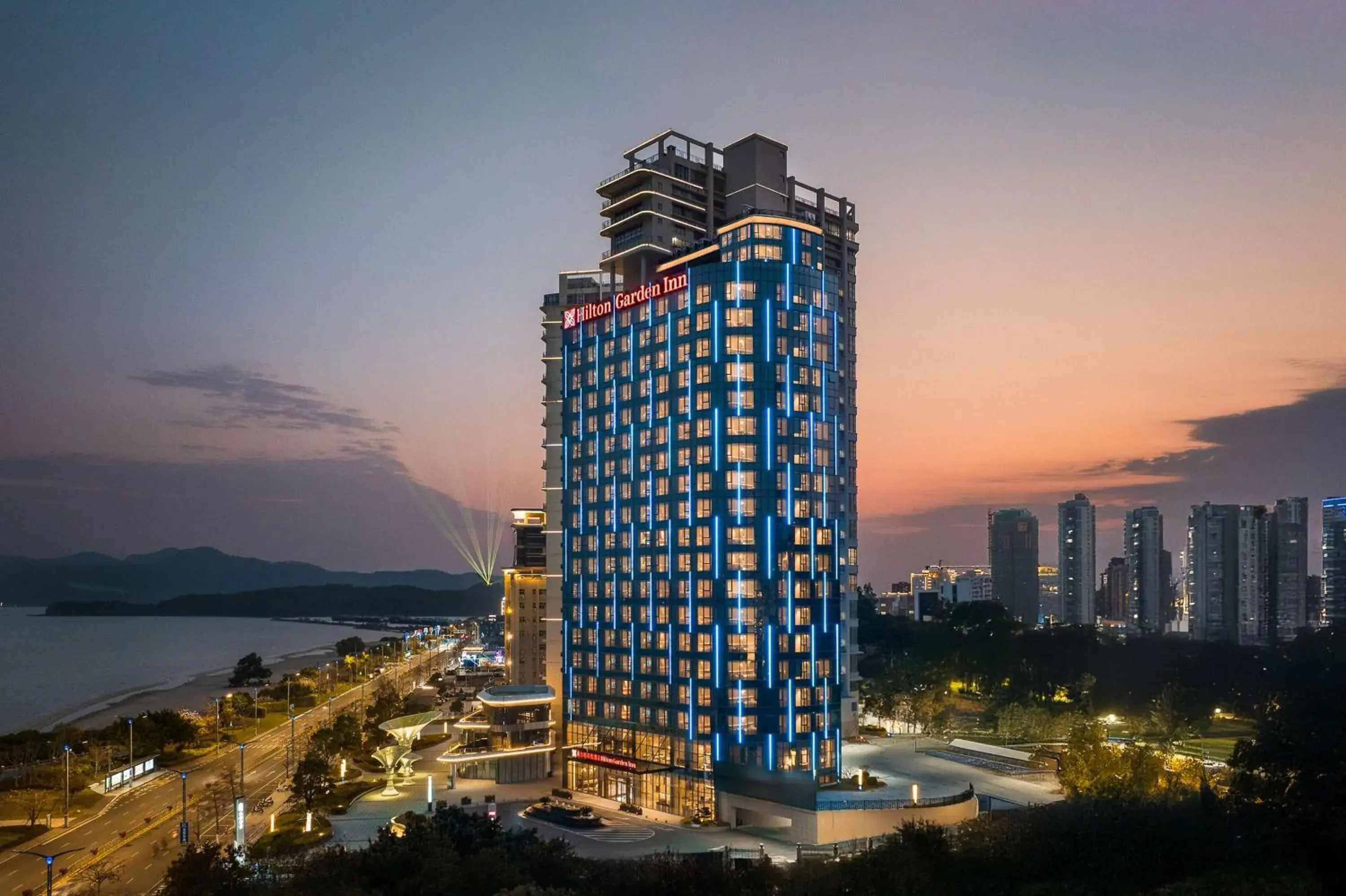 Property building in Hilton Garden Inn Shanwei Haibin Boulevard Property building in Hilton Garden Inn Shanwei Haibin Boulevard