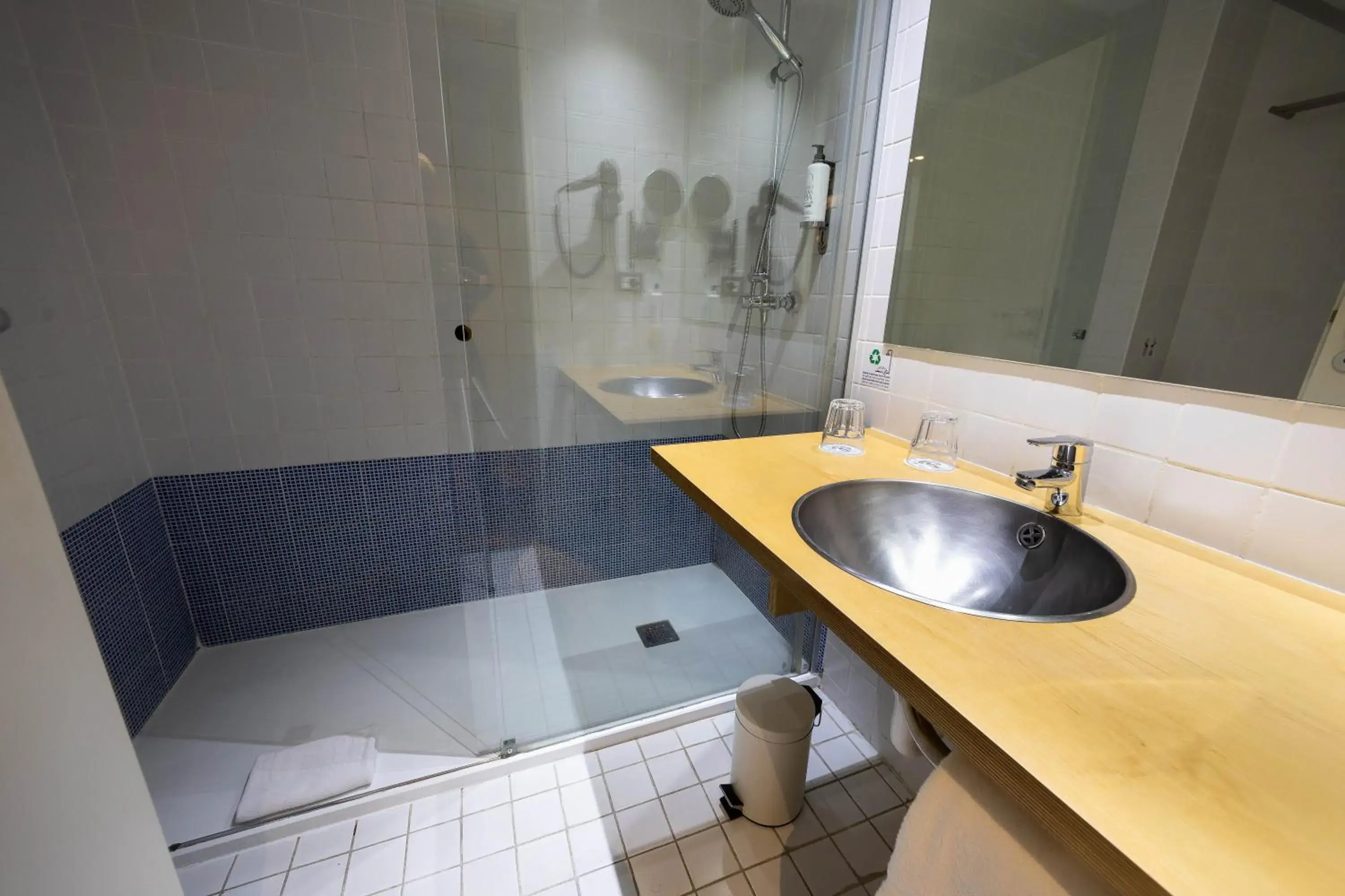 Bathroom in ETH Irún Bathroom in ETH Irún