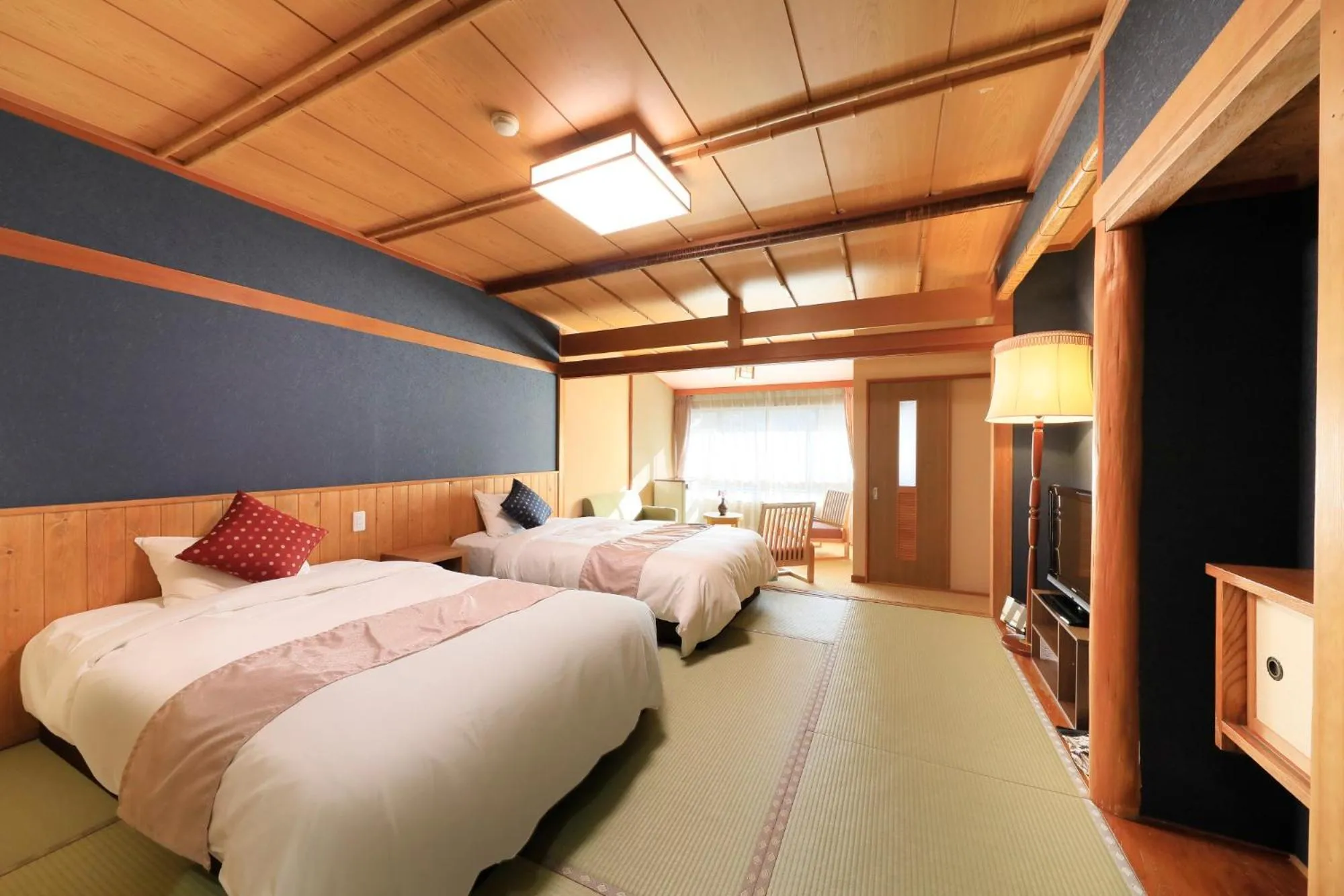 Photo of the whole room, Bed in Otogitei Kofu