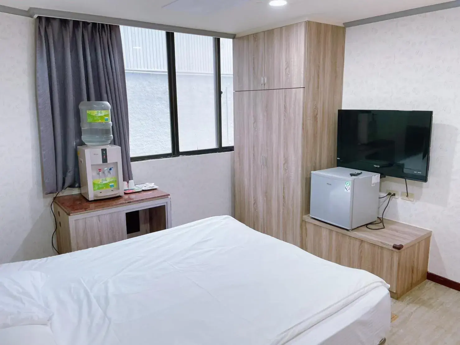 Photo of the whole room, Bed in A22 Wei Lu Hotel Photo of the whole room, Bed in A22 Wei Lu Hotel