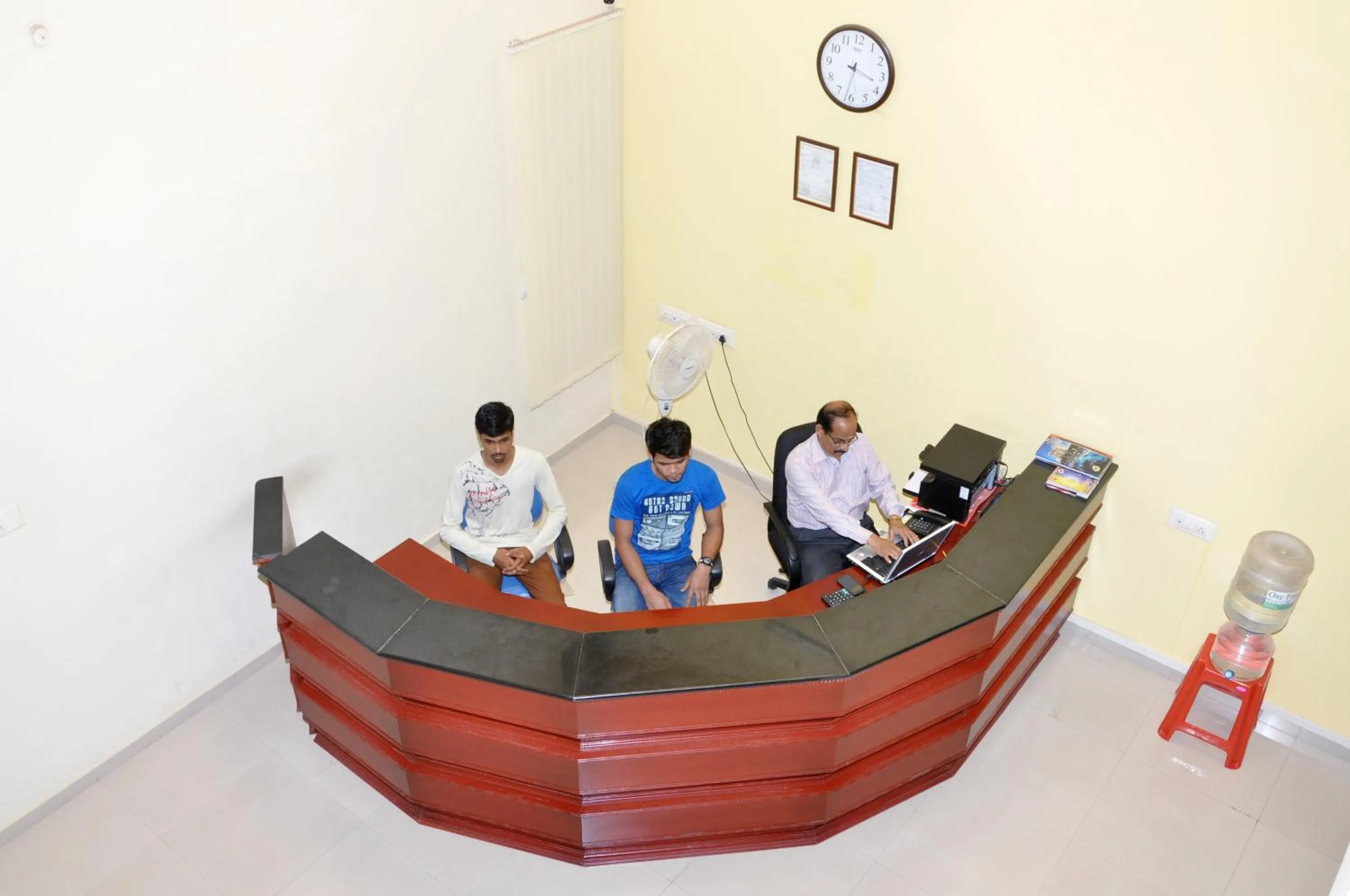 People in Vega Residency