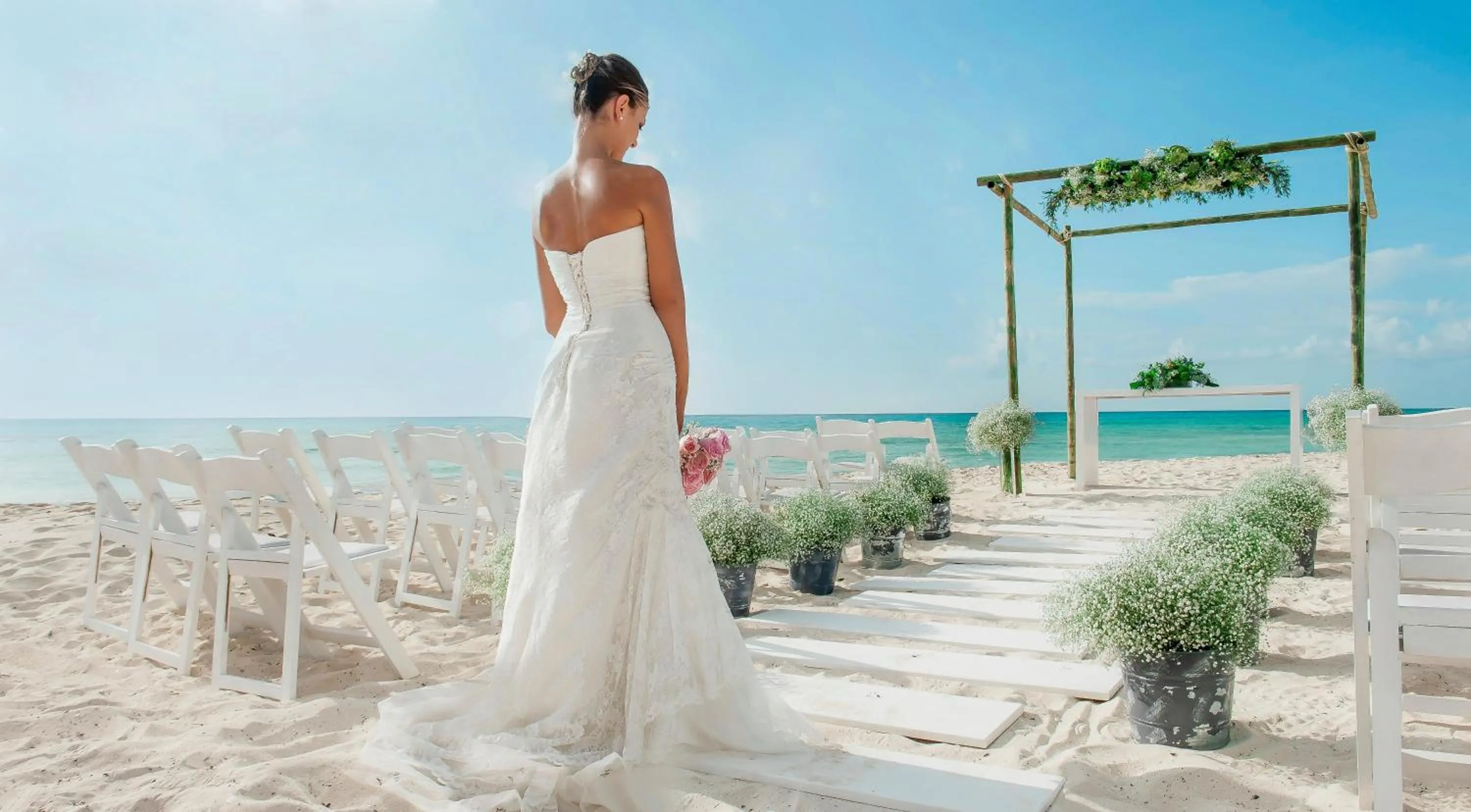 wedding in The Pyramid Cancun by Oasis - All Inclusive