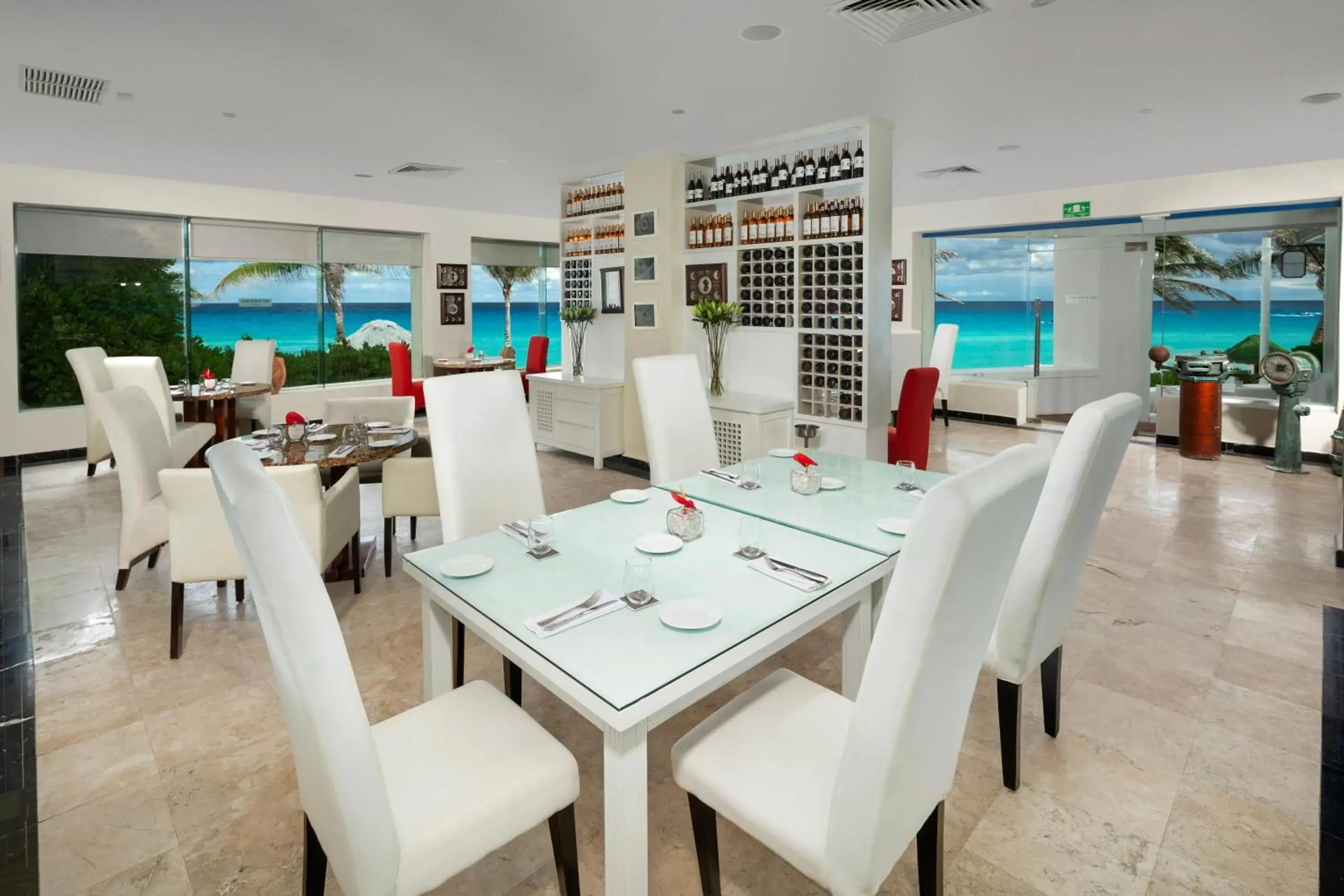 Restaurant/places to eat in The Pyramid Cancun by Oasis - All Inclusive Restaurant/places to eat in The Pyramid Cancun by Oasis - All Inclusive