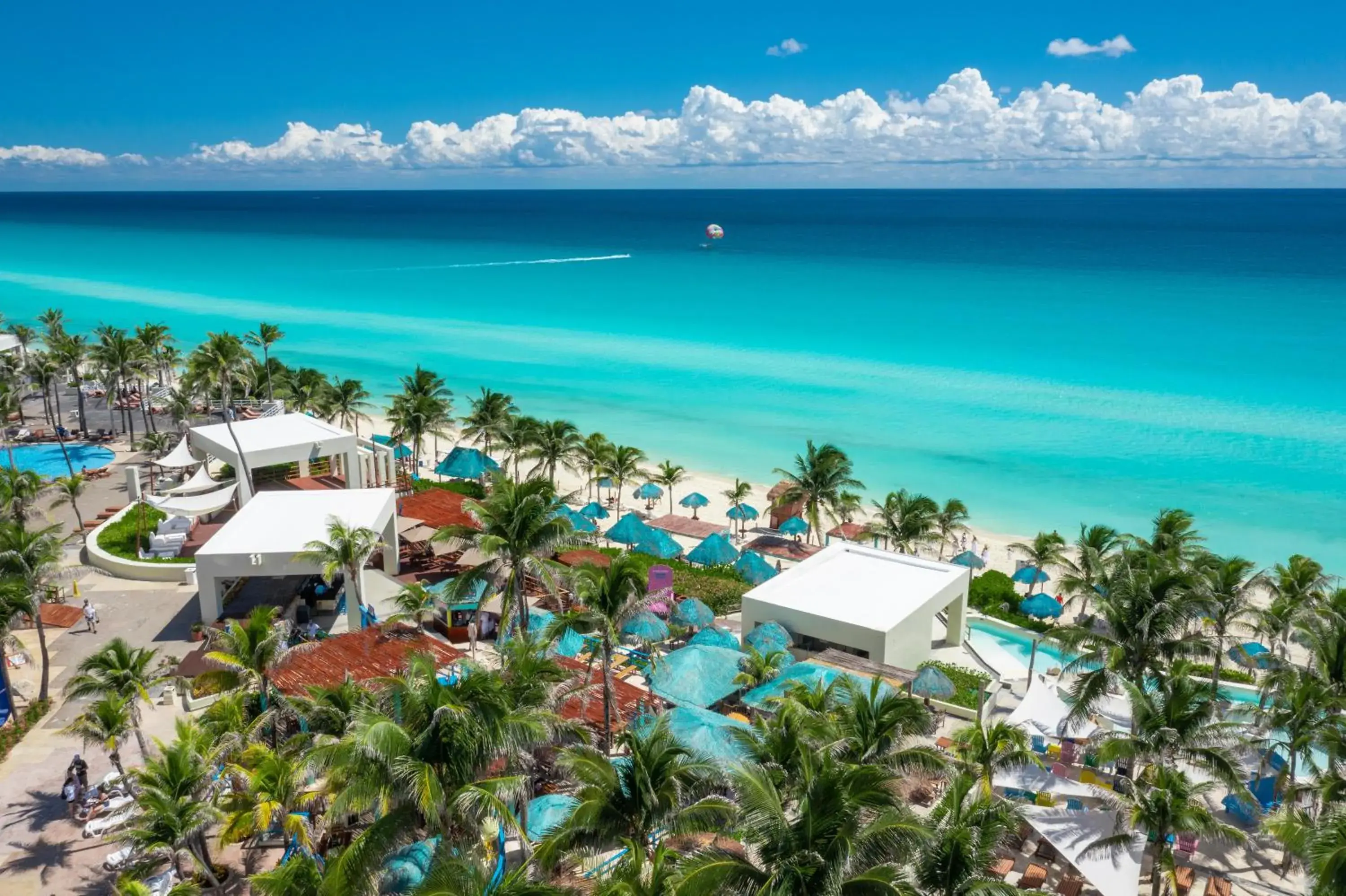 Property building in The Pyramid Cancun by Oasis - All Inclusive Property building in The Pyramid Cancun by Oasis - All Inclusive