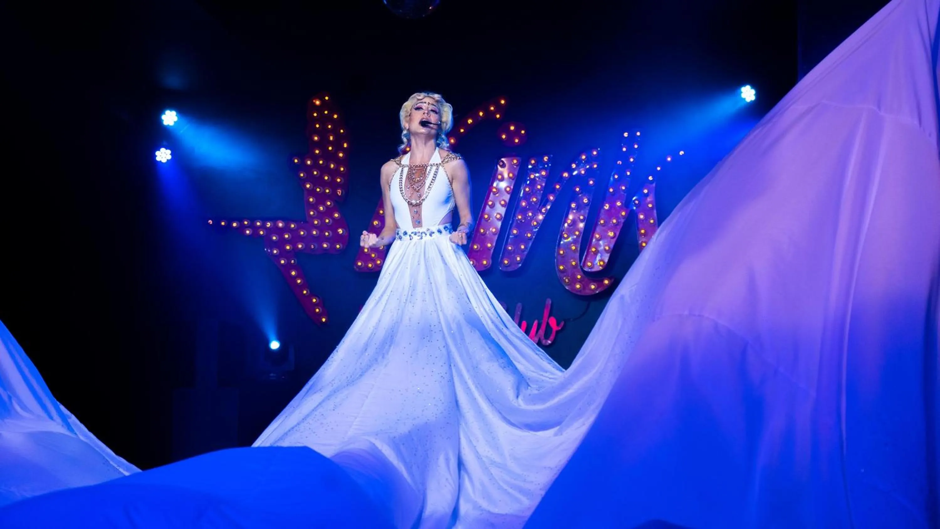 Nightclub / DJ in The Pyramid Cancun by Oasis - All Inclusive